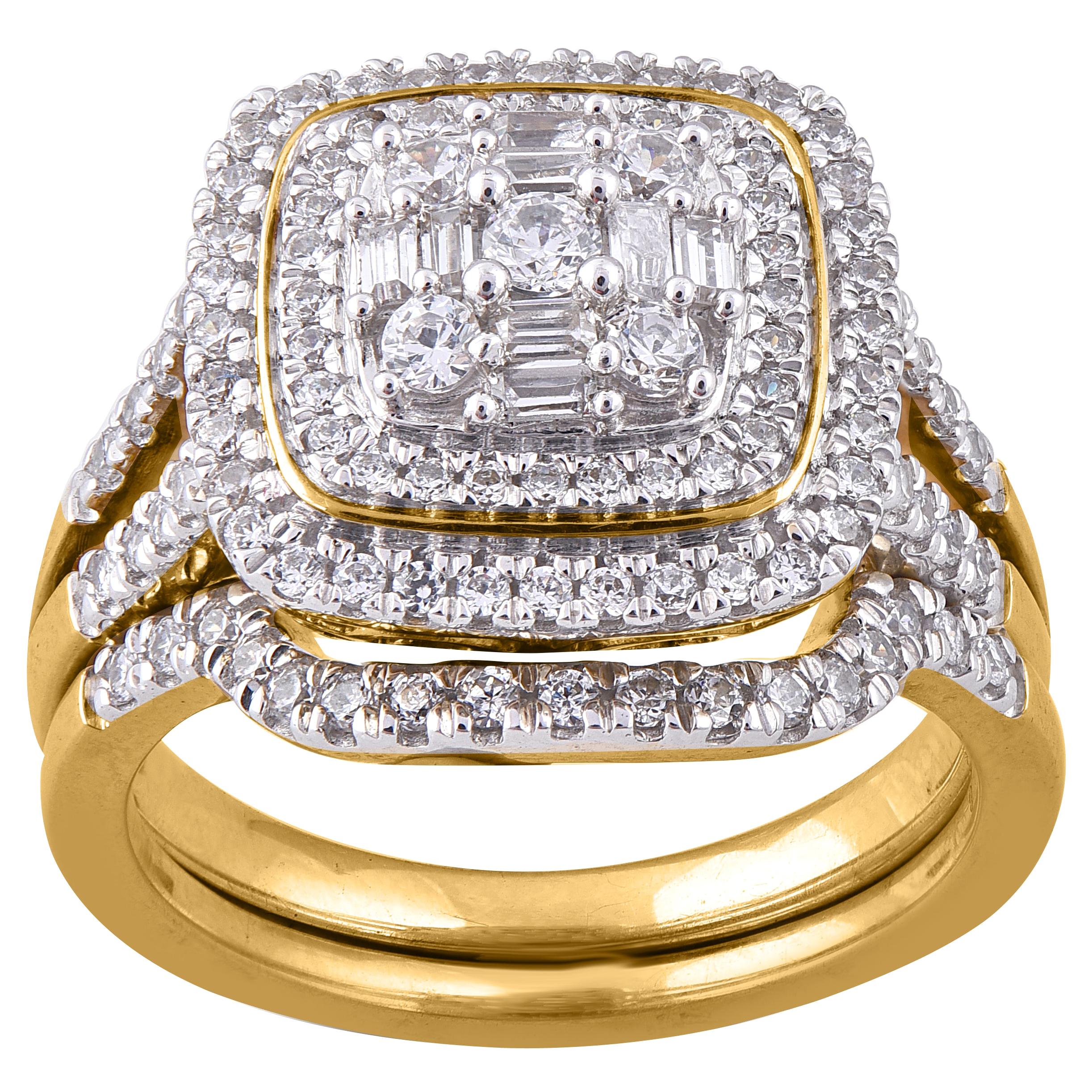 TJD 1.00 Carat Round & Baguette Diamond 14K Yellow Gold Cushion Shape Bridal Set For Sale