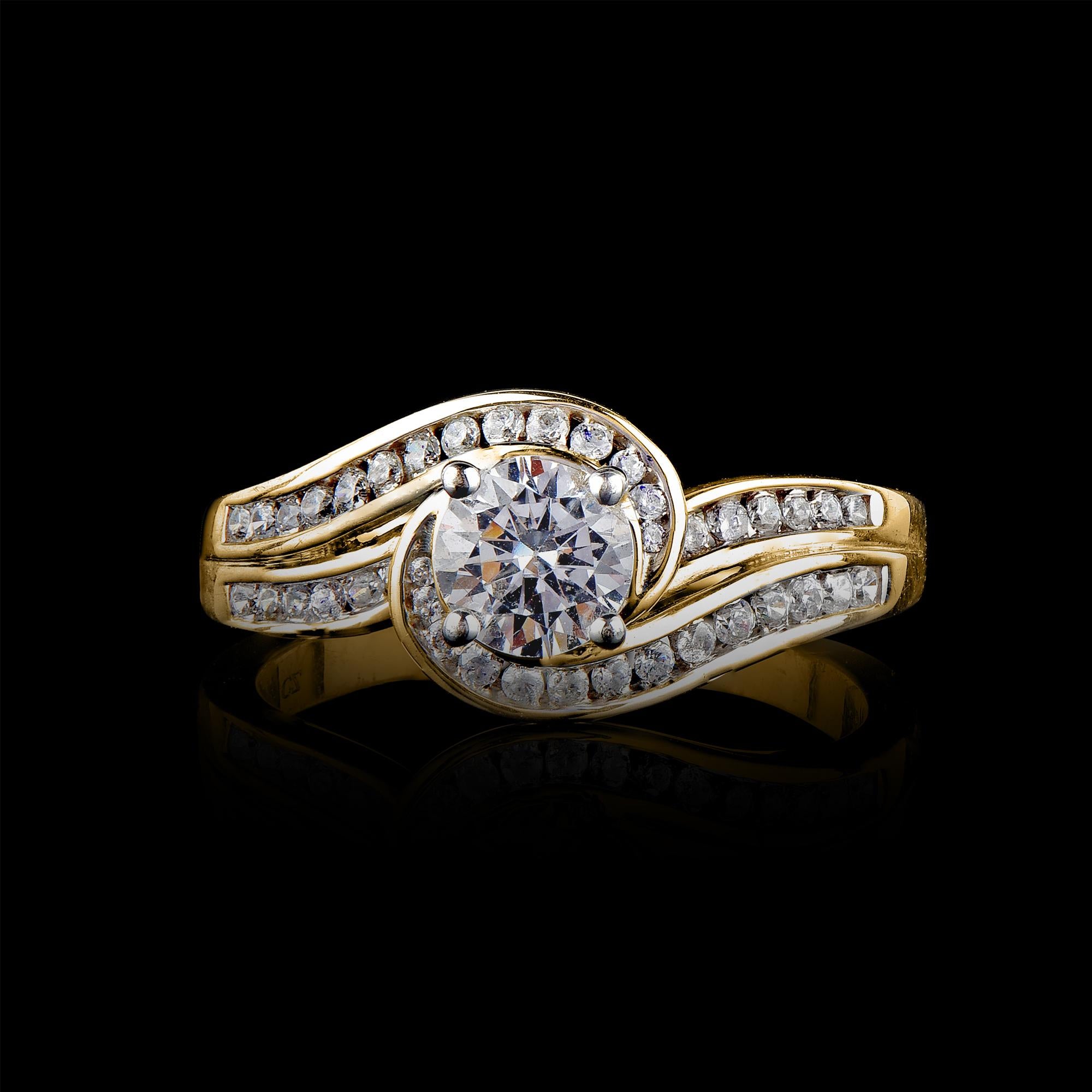 Round Cut TJD 1.00 Carat Round Diamond 18 Karat Yellow Gold Entangled Engagement Ring For Sale
