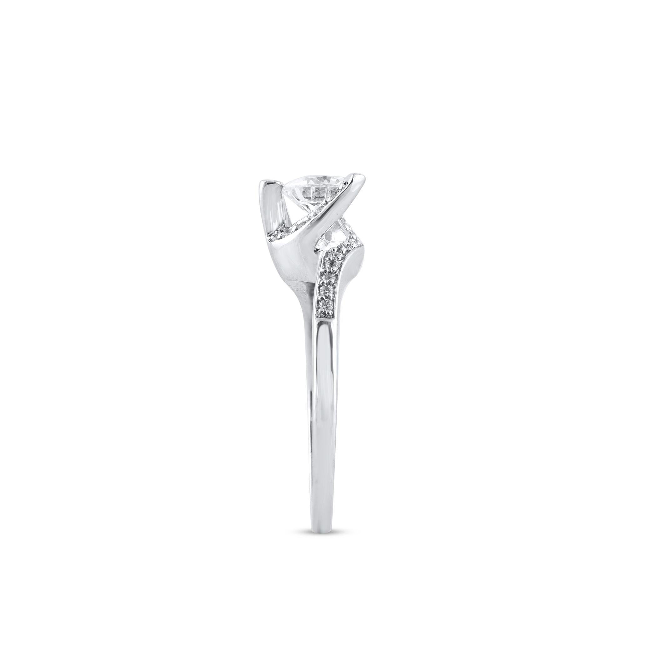 Taille ronde Bague de fiançailles solitaire en or blanc 18 carats avec diamant rond de 1,12 carat TJD en vente