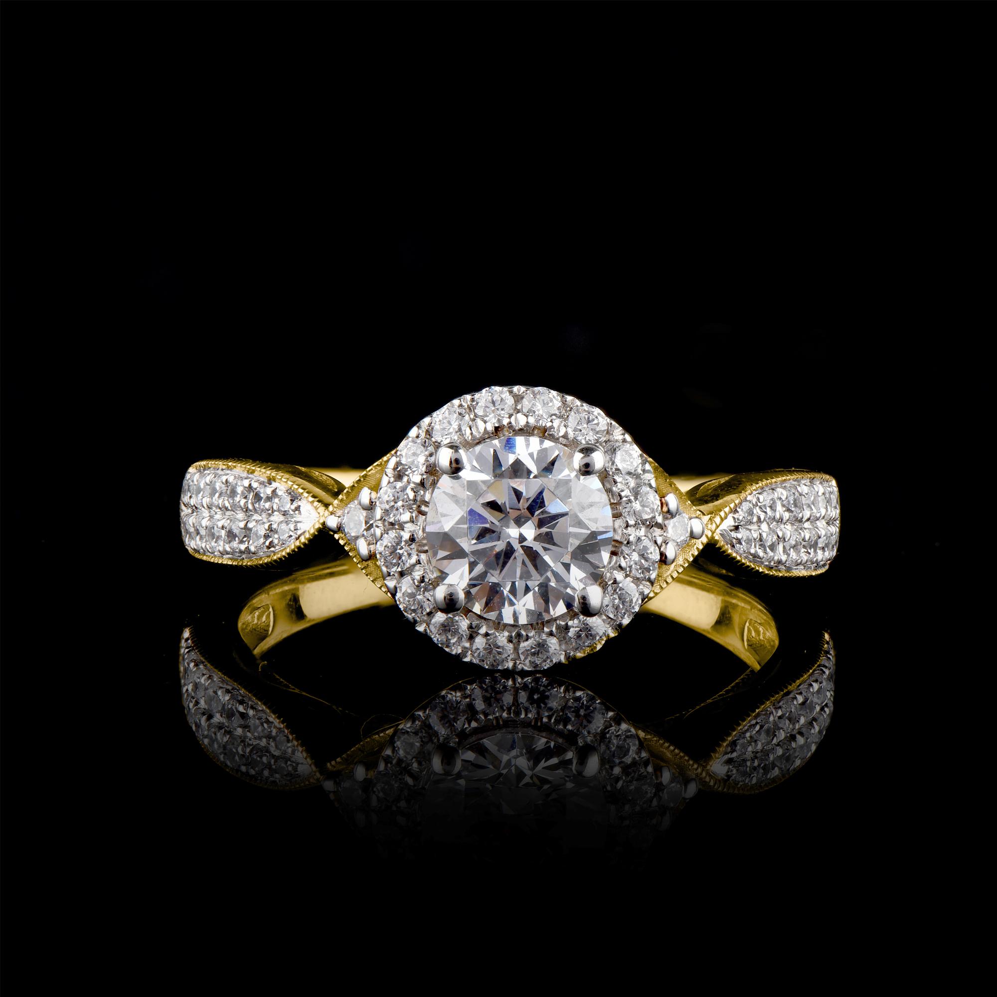 Taille ronde Bague de fiançailles halo en or jaune 14 carats avec diamant rond de 1,15 carat TJD en vente