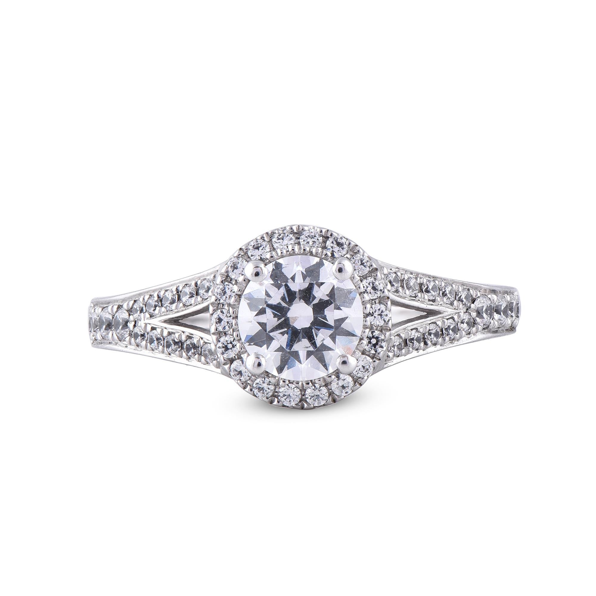 Art Déco Anello di fidanzamento TJD con diamante da 1,19 carati in oro bianco 18 carati con gambo a forma di aureola in vendita