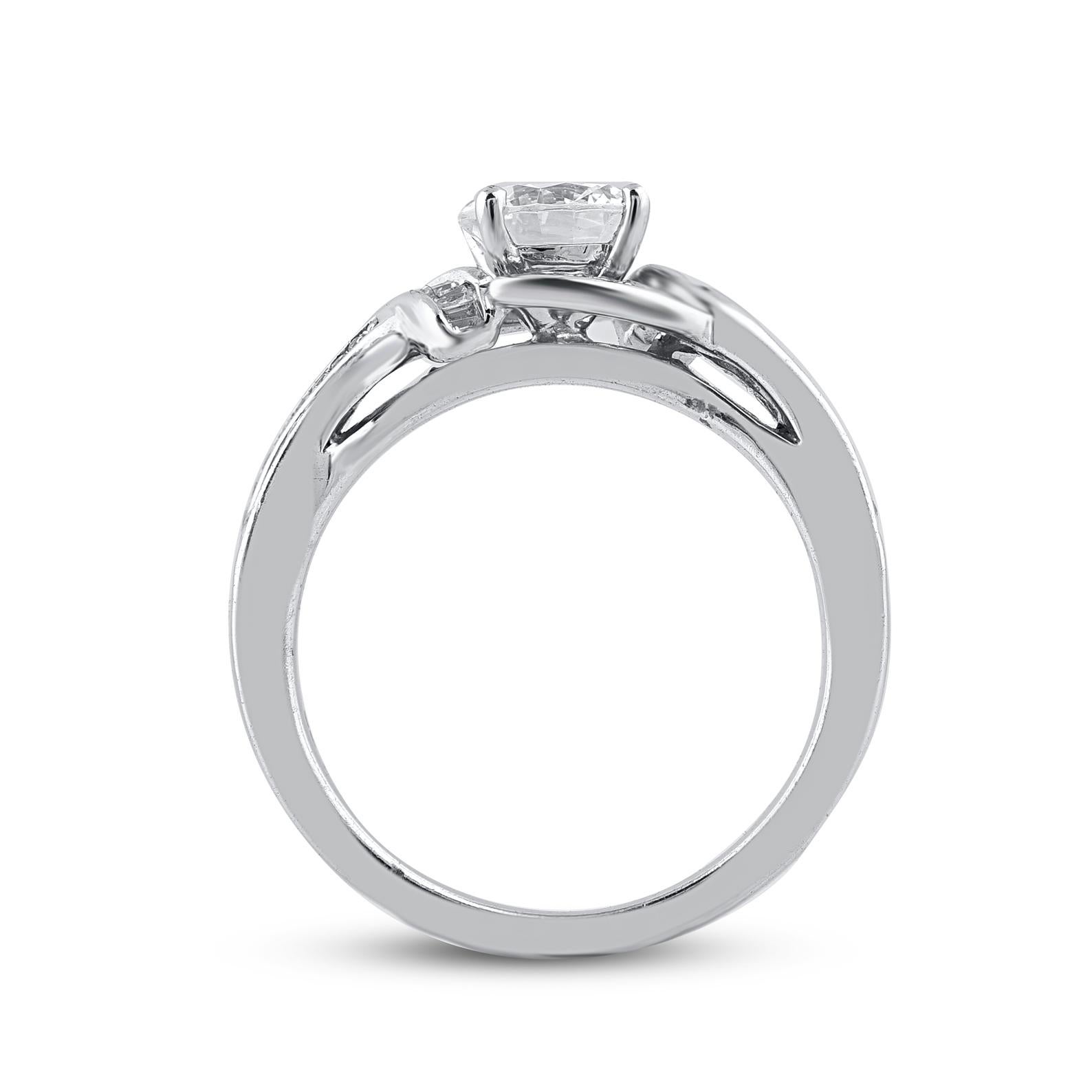 TJD 1.20 Carat Round Diamond 14 Karat White Gold Bypass Fashion Band Ring In New Condition For Sale In New York, NY