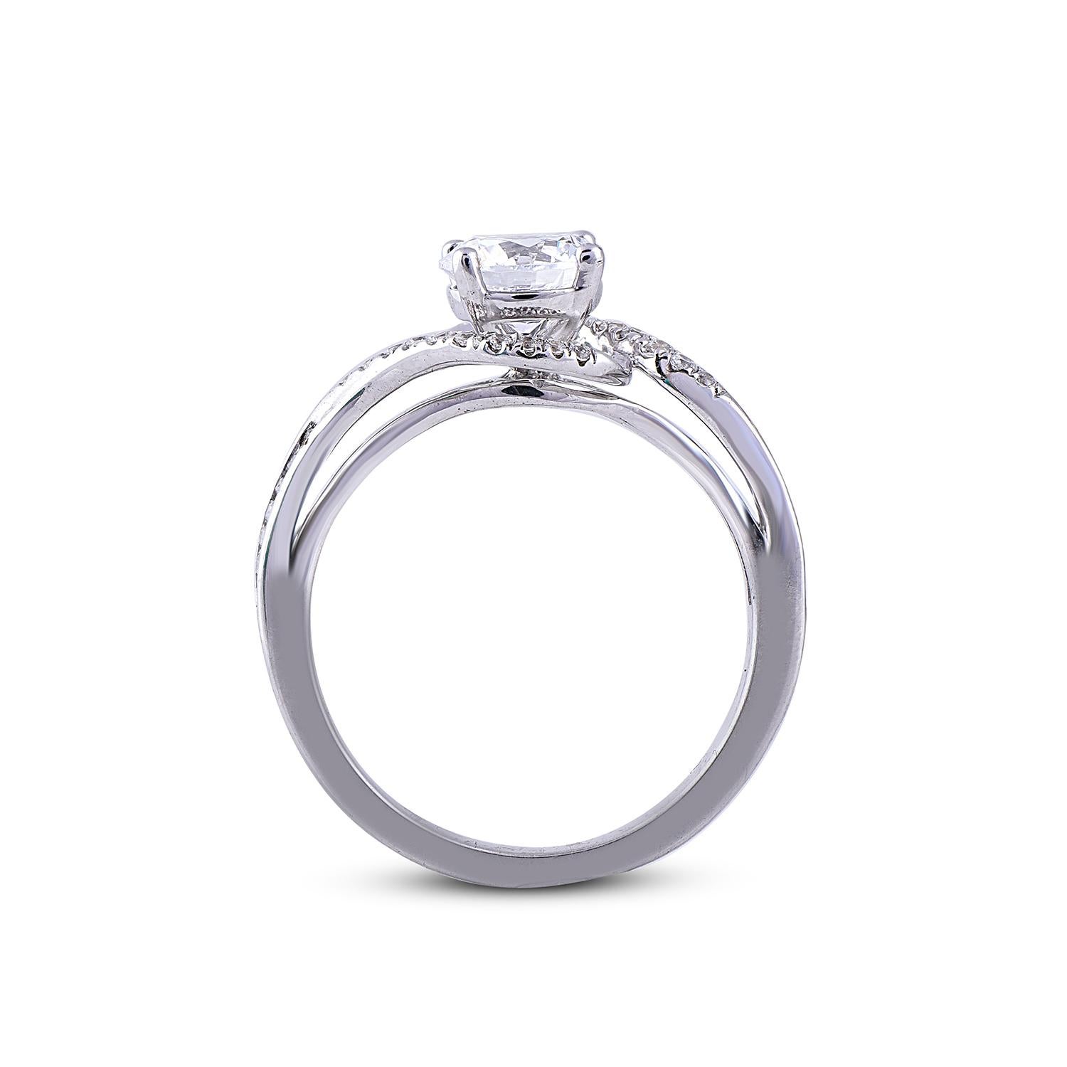 TJD 1.25 Carat Round & Baguette Diamond 14KT Gold Entangled Engagement Ring In New Condition For Sale In New York, NY
