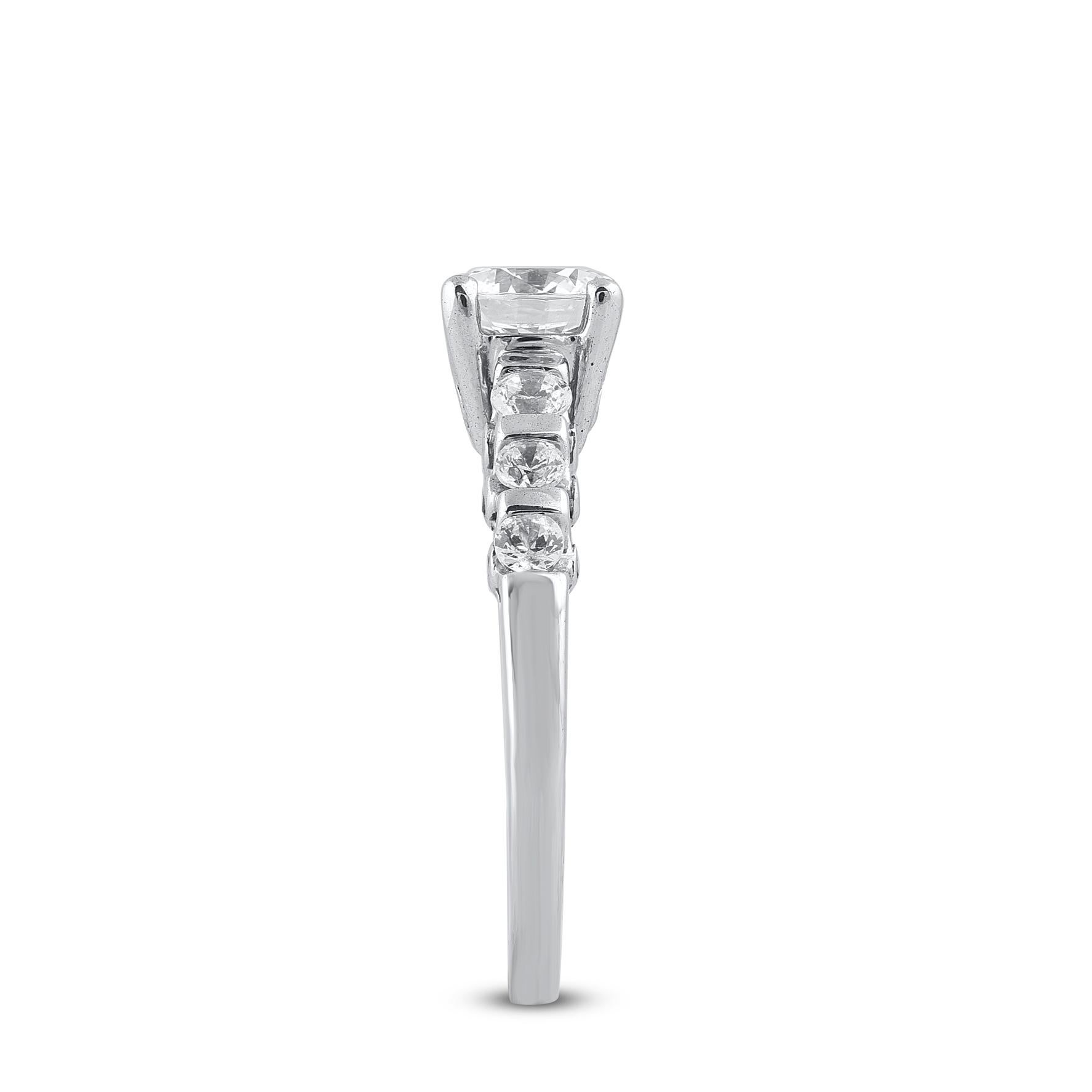 Taille ronde Bague de fiançailles solitaire en or blanc 18 carats avec diamant rond de 1,40 carat TJD en vente