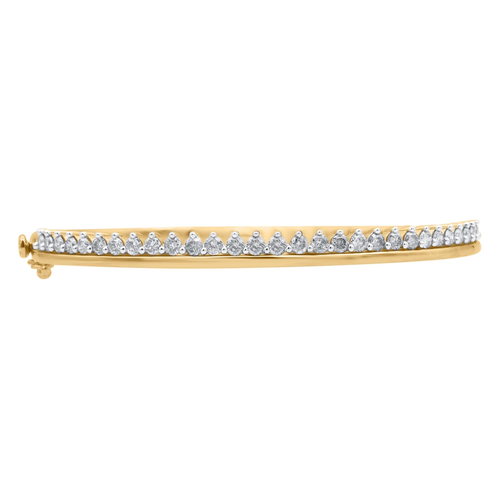 Contemporary TJD 1.50 Carat Brilliant Cut Natural Diamond Bangle Bracelet 18 KT Yellow Gold For Sale