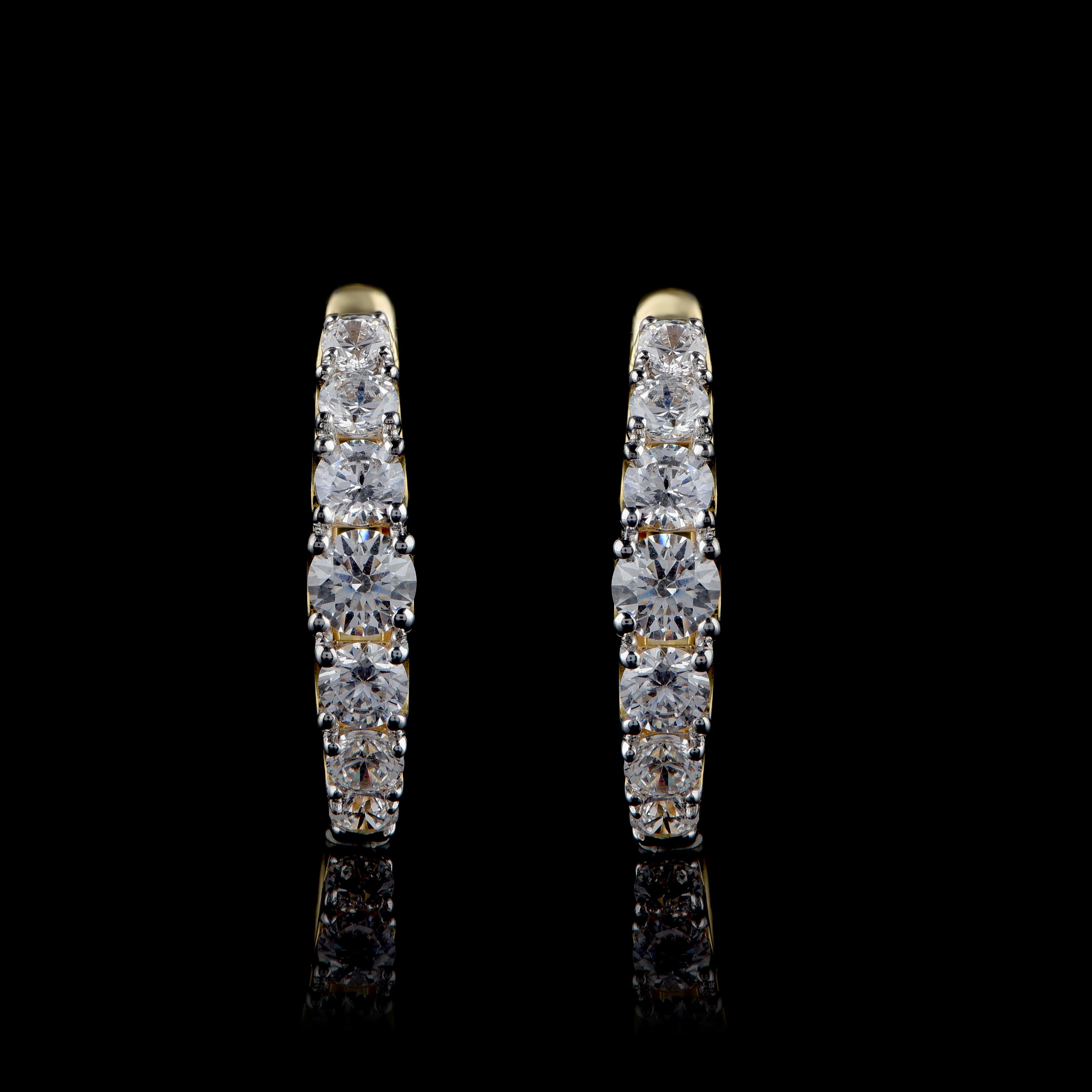Taille ronde TJD - Boucles d'oreilles classiques en or jaune 18 carats avec 1,50 carat de diamant en vente