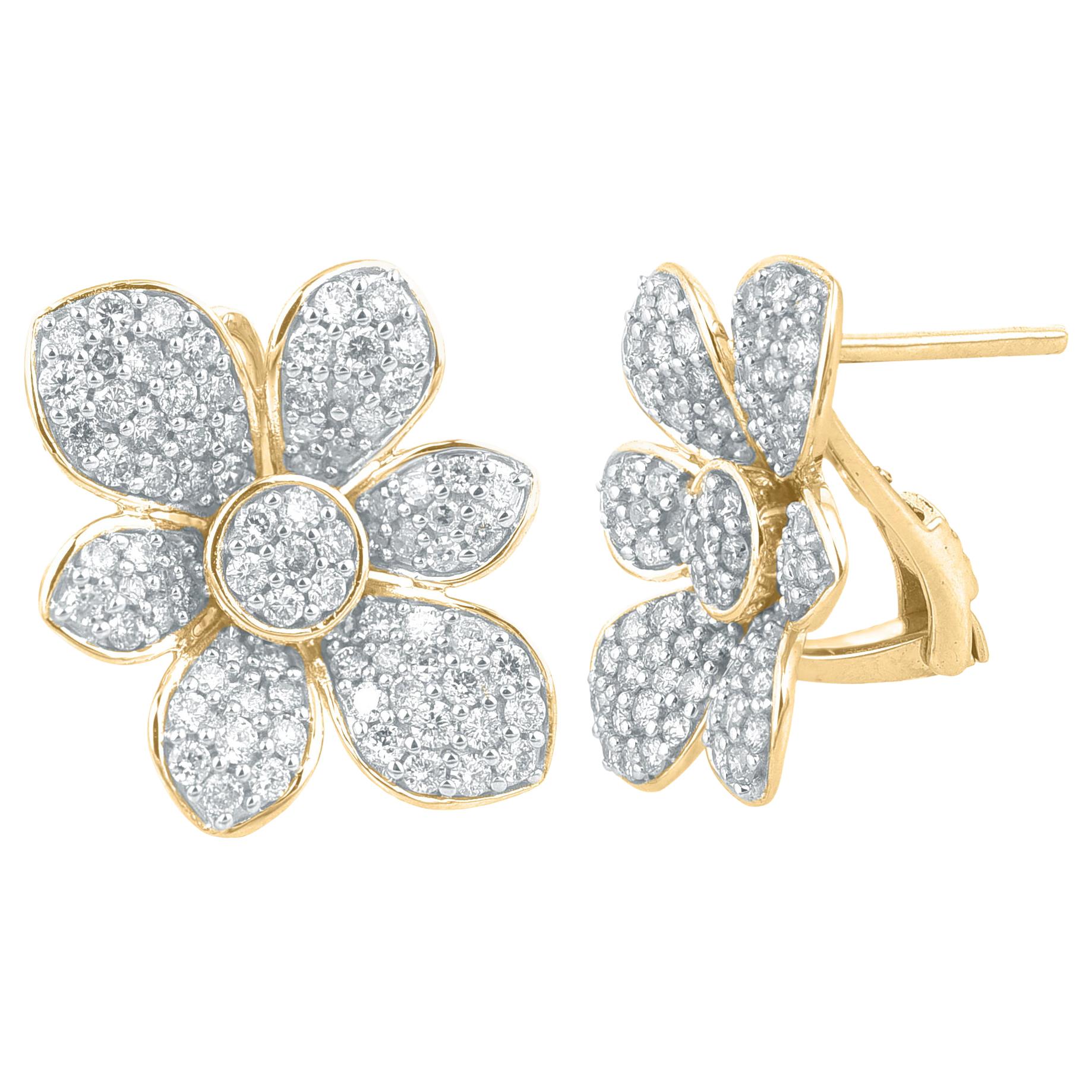 TJD 1.50 Carat Round 14K Yellow Gold Floral Petals Cluster Design Stud Earrings For Sale
