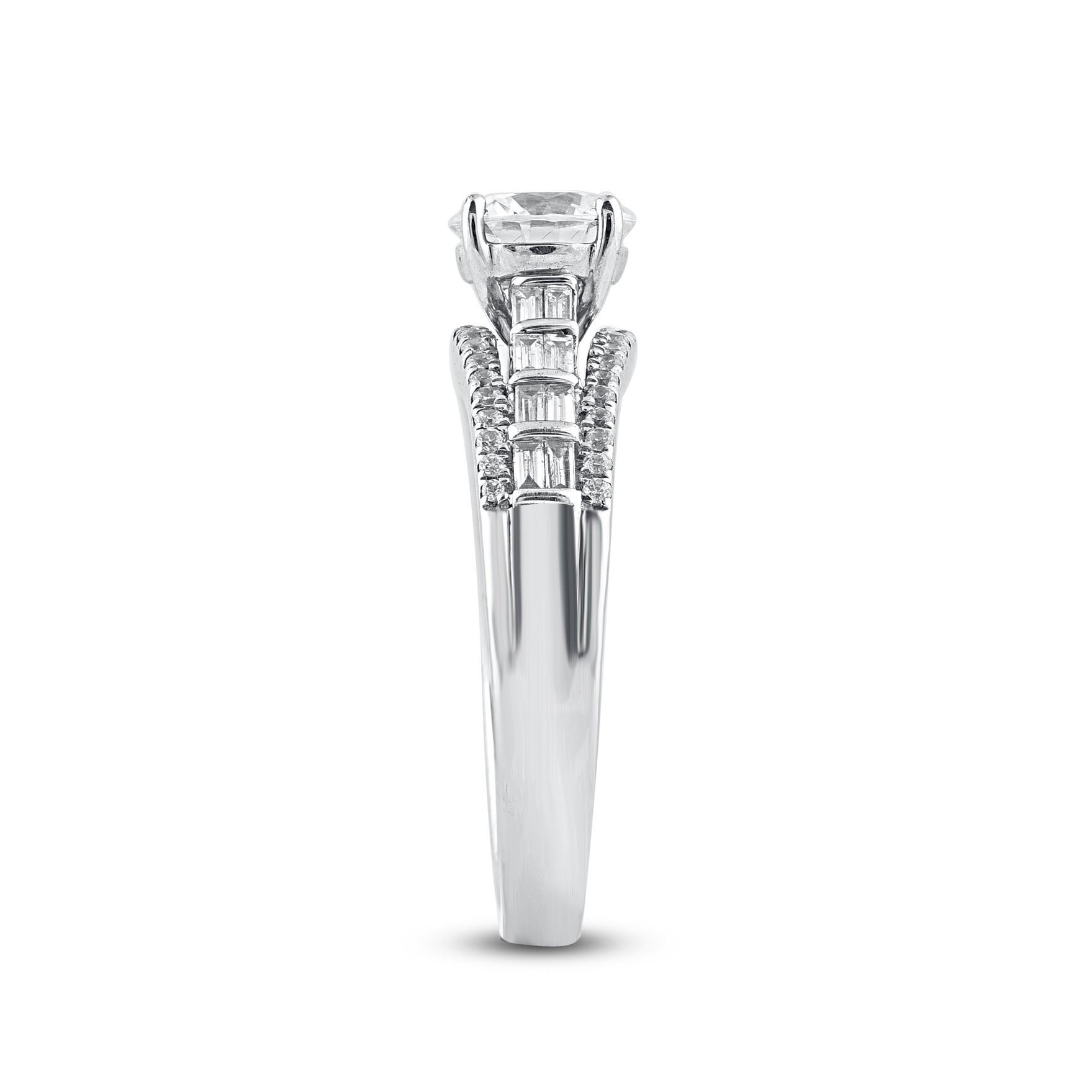 Taille mixte Bague de fiançailles en or blanc 14 carats avec diamants naturels ronds et baguettes de 1,50 carat TJD en vente