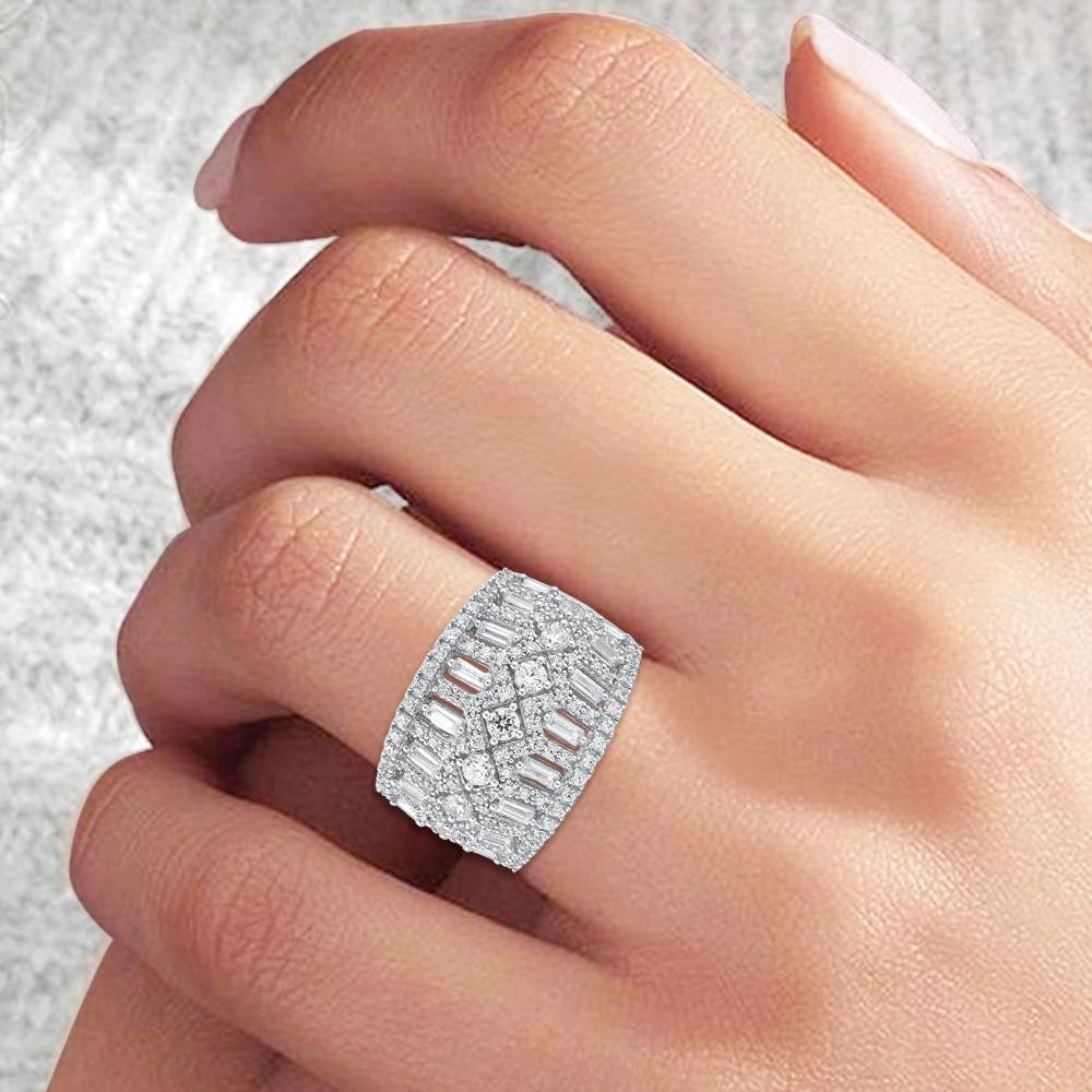 Mixed Cut TJD 1.50 Carat Natural Round & Baguette Diamond 14KT White Gold Wide Band Ring For Sale