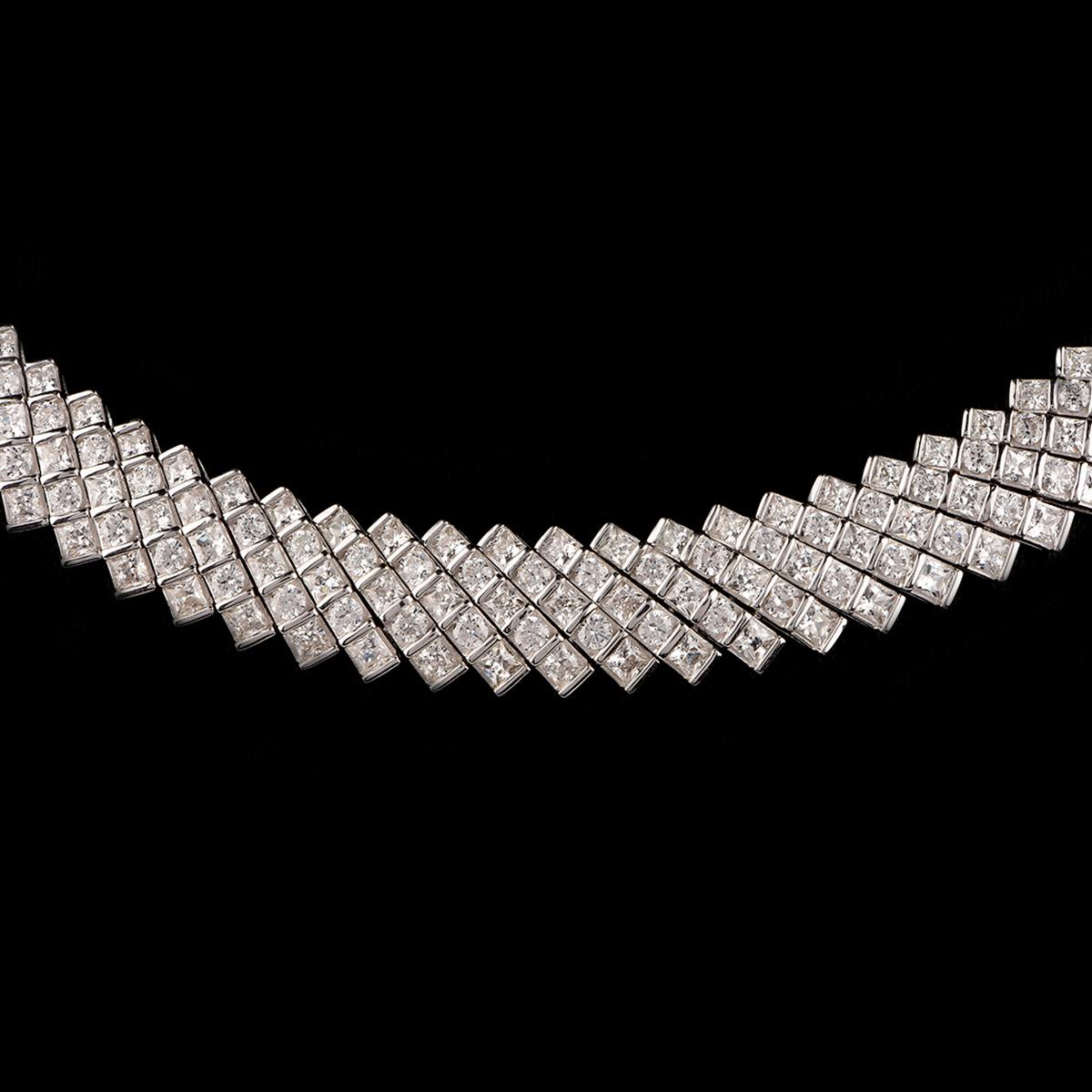 Round Cut TJD 15.00 Carat Round and Princess Cut Diamond 18 Karat White Gold Mesh Necklace For Sale