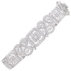 TJD 1.70 Carat Round and Princess Cut Diamond 18 Karat White Gold Bridal Bangle