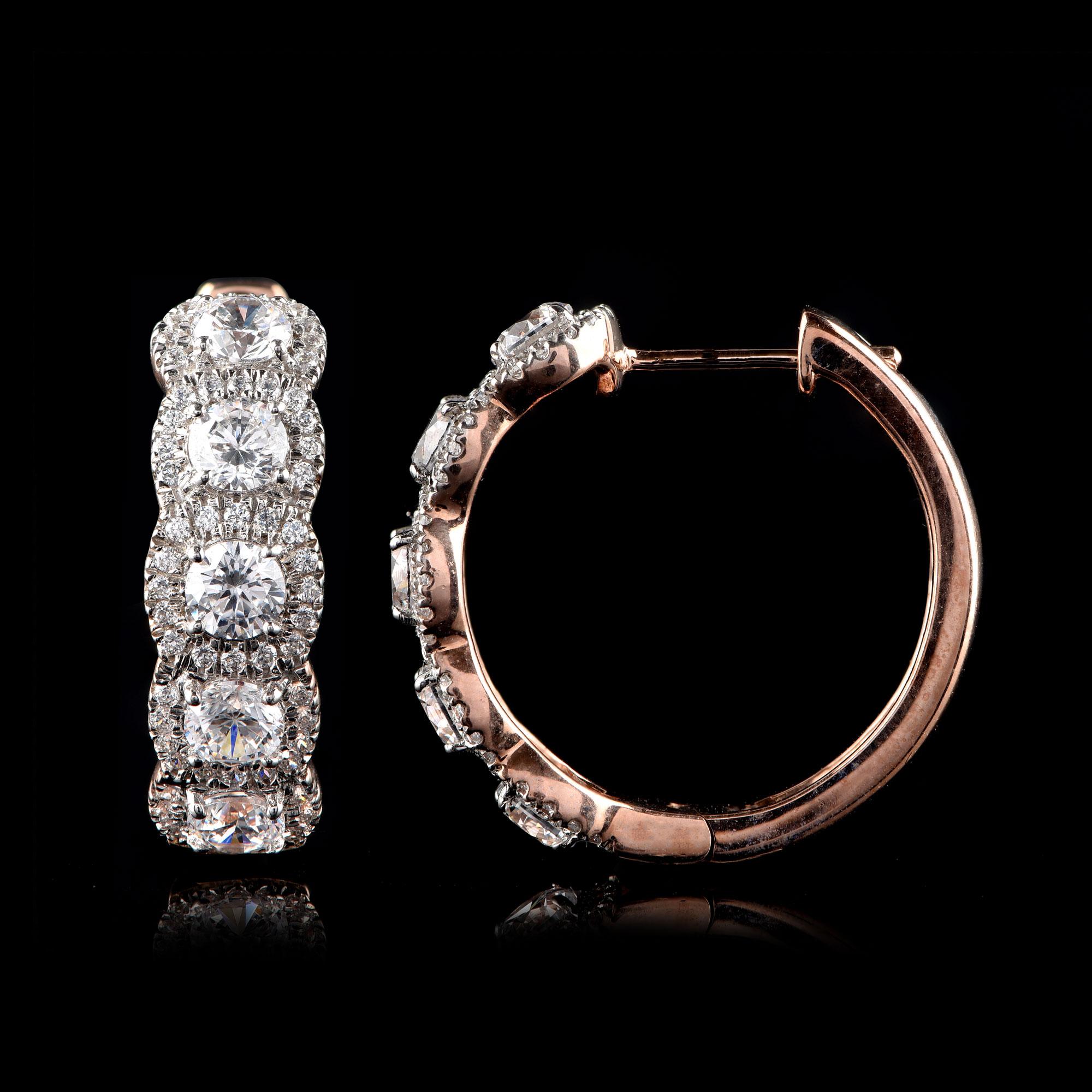 TJD Pendientes de oro rosa de 18 quilates con diamantes de 2,0 quilates y aro Halo Vintage Corte redondo en venta