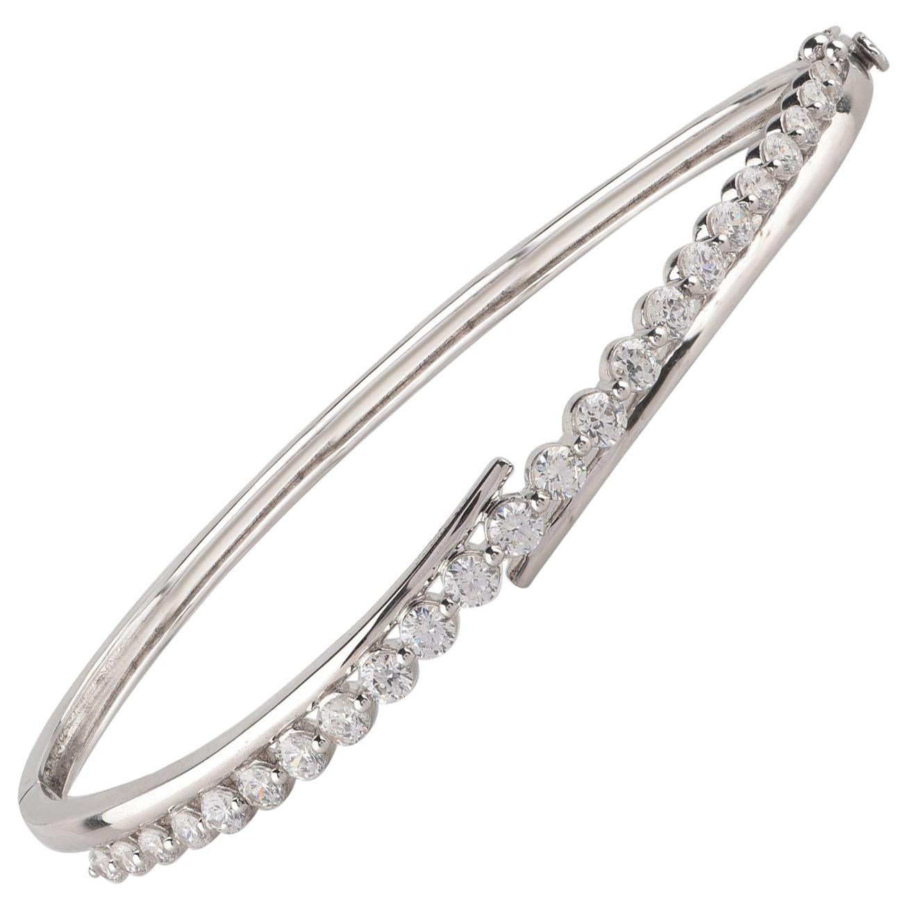 TJD 2.0 Carat Diamond 18 Karat White Gold Bypass Designer Bangle