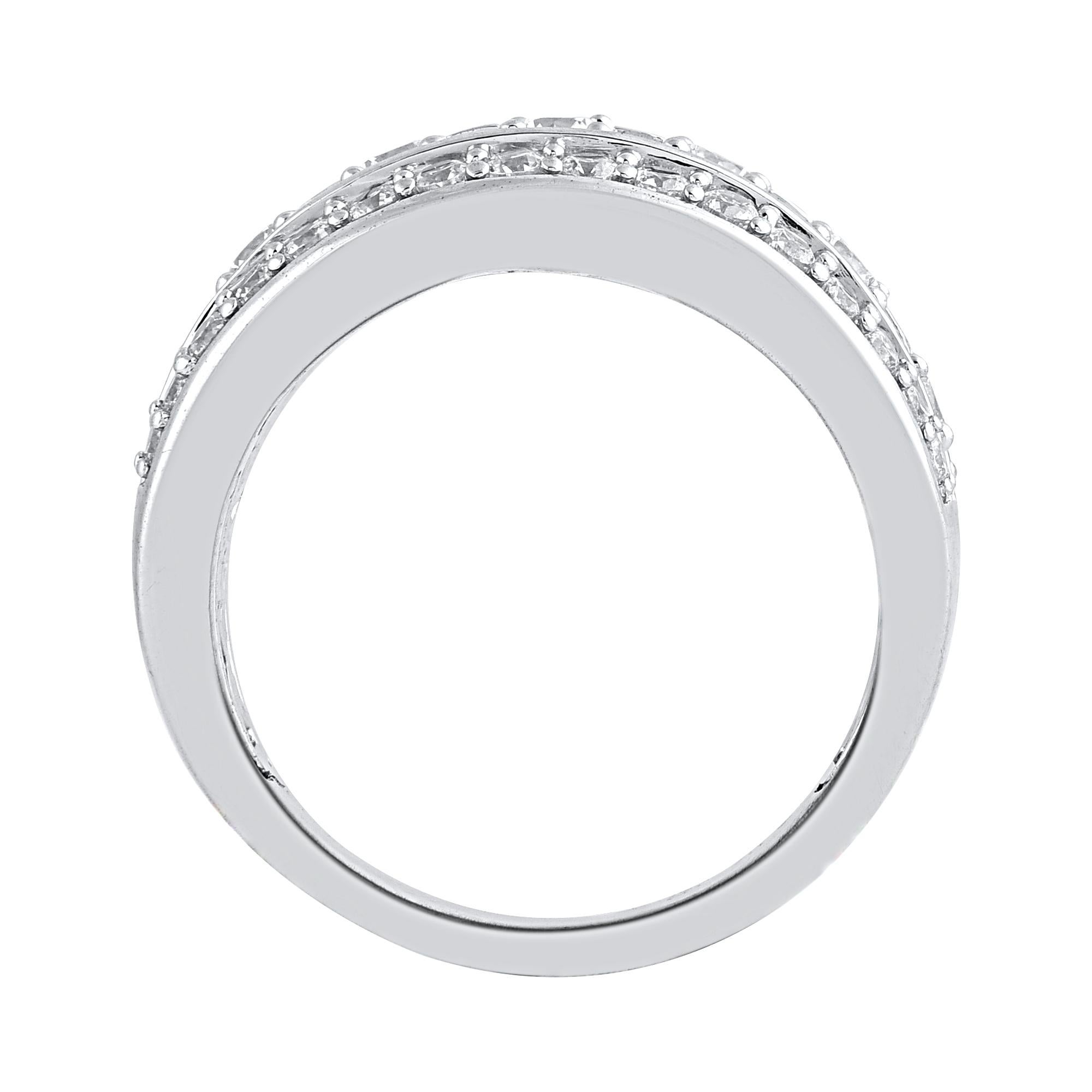 Contemporary TJD 2.0 Carat Natural Baguette & Round Diamond 14 Karat Gold Wedding Band Ring For Sale