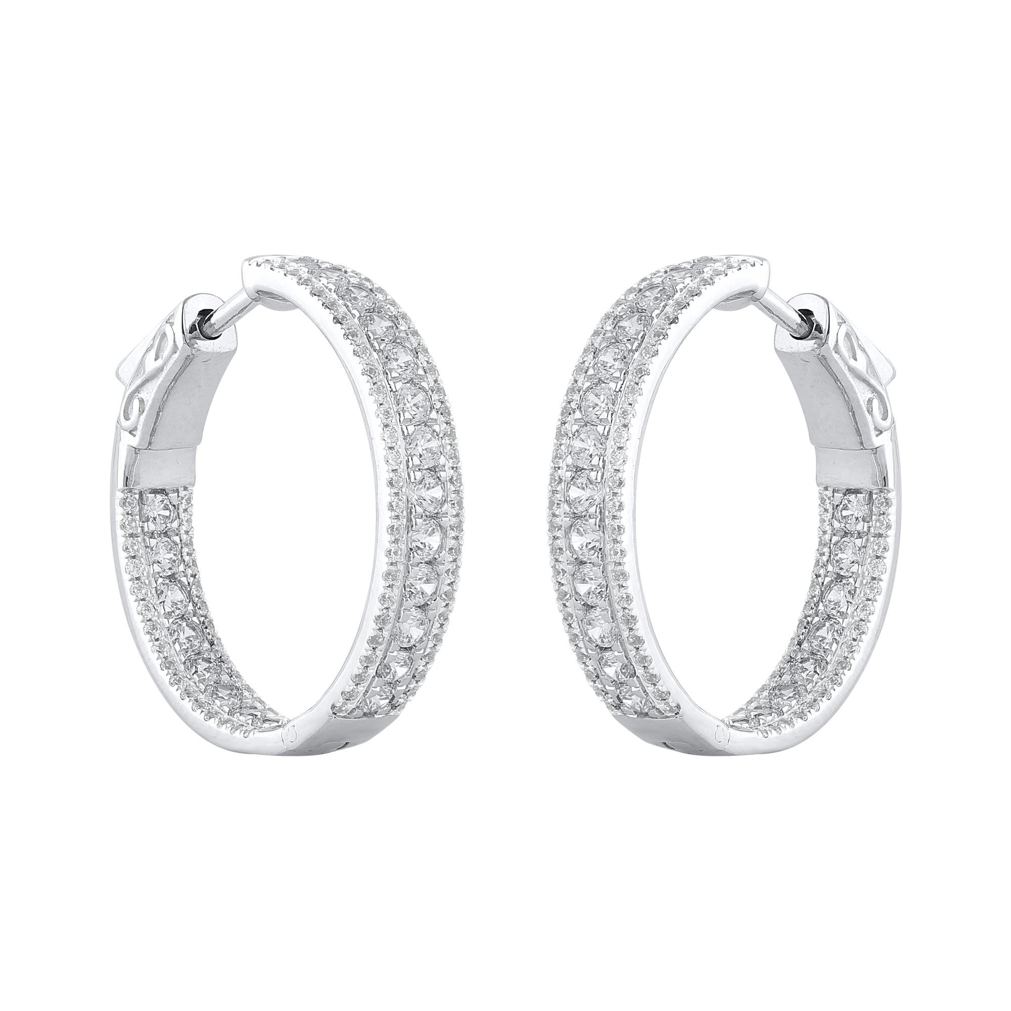 Contemporain Créoles en or blanc 18 carats avec diamants naturels taille ronde de 2,0 carats TJD en vente