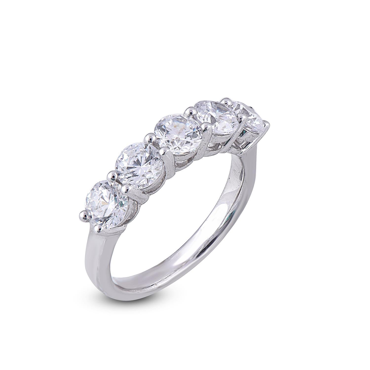 Eye-catching and elegant five stone diamond wedding band, crafted in 18 karat white gold and embedded beautifully with 5 round-cut diamonds in prong setting. Diamonds are graded G-H Color, SI1-2 Clarity.