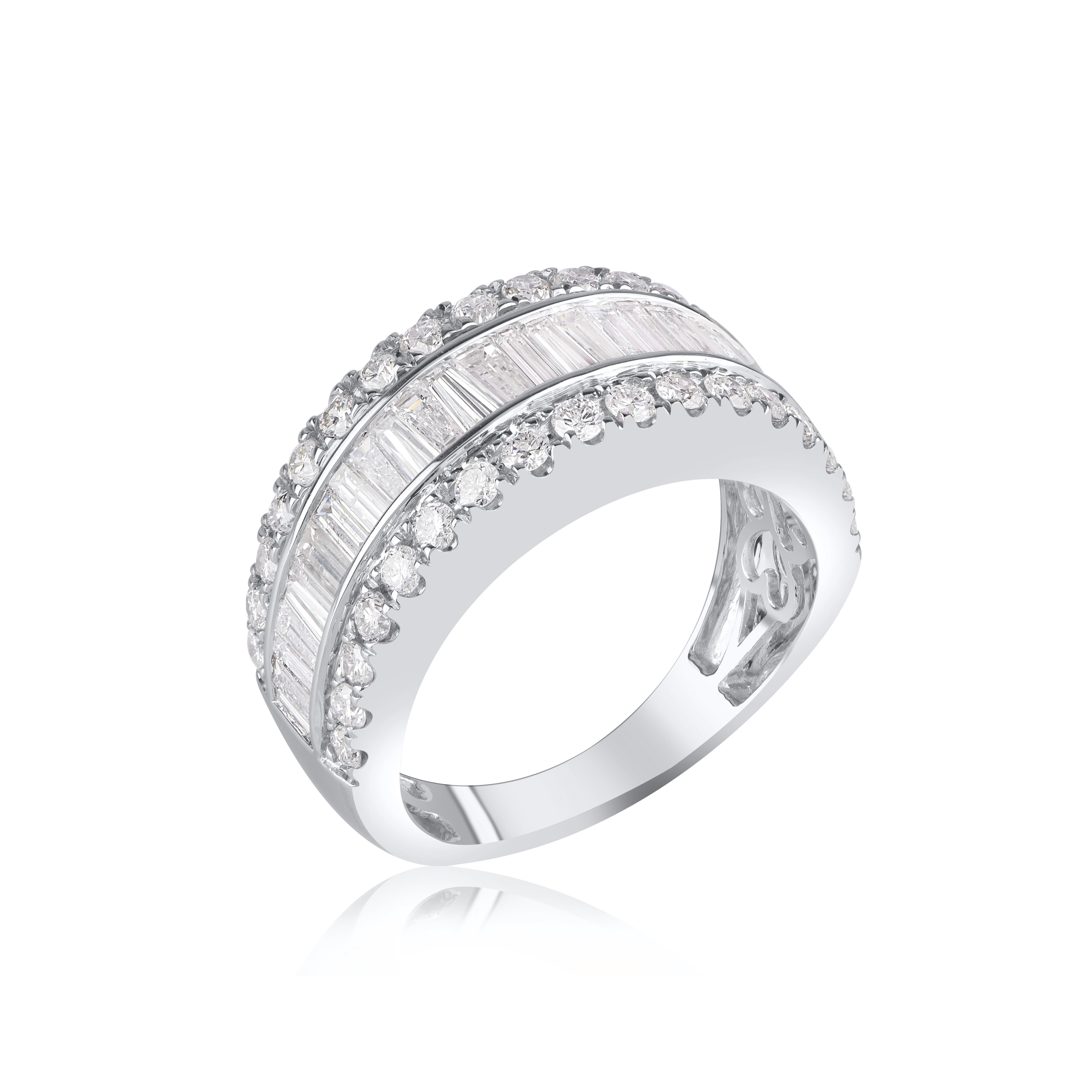 Baguette Cut TJD 2.0 Carat Round and Baguette Diamond 14 Karat White Gold Wedding Band Ring For Sale