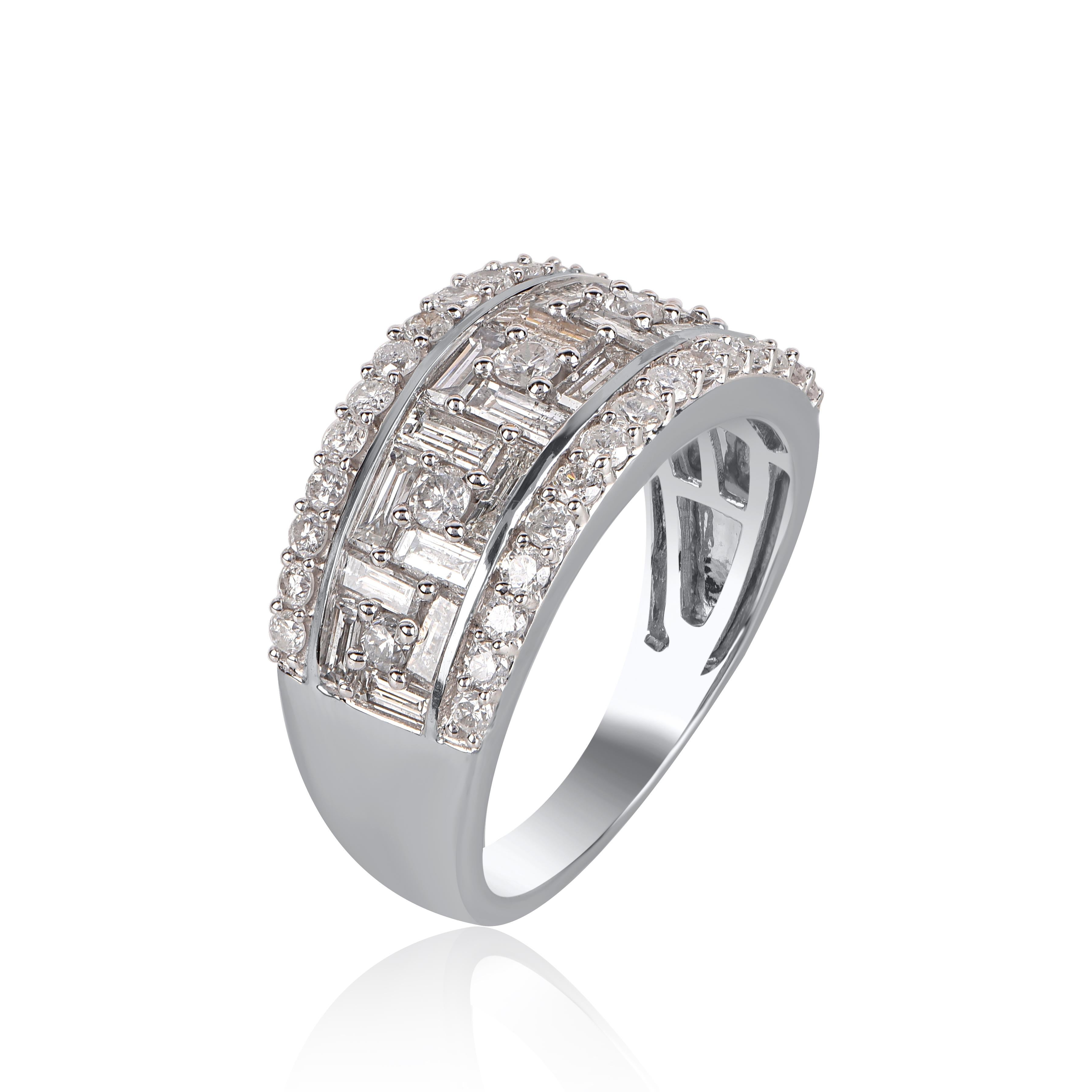 Contemporary TJD 2.0 Carat Round & Baguette Diamond 14 Karat White Gold Wedding Band Ring For Sale