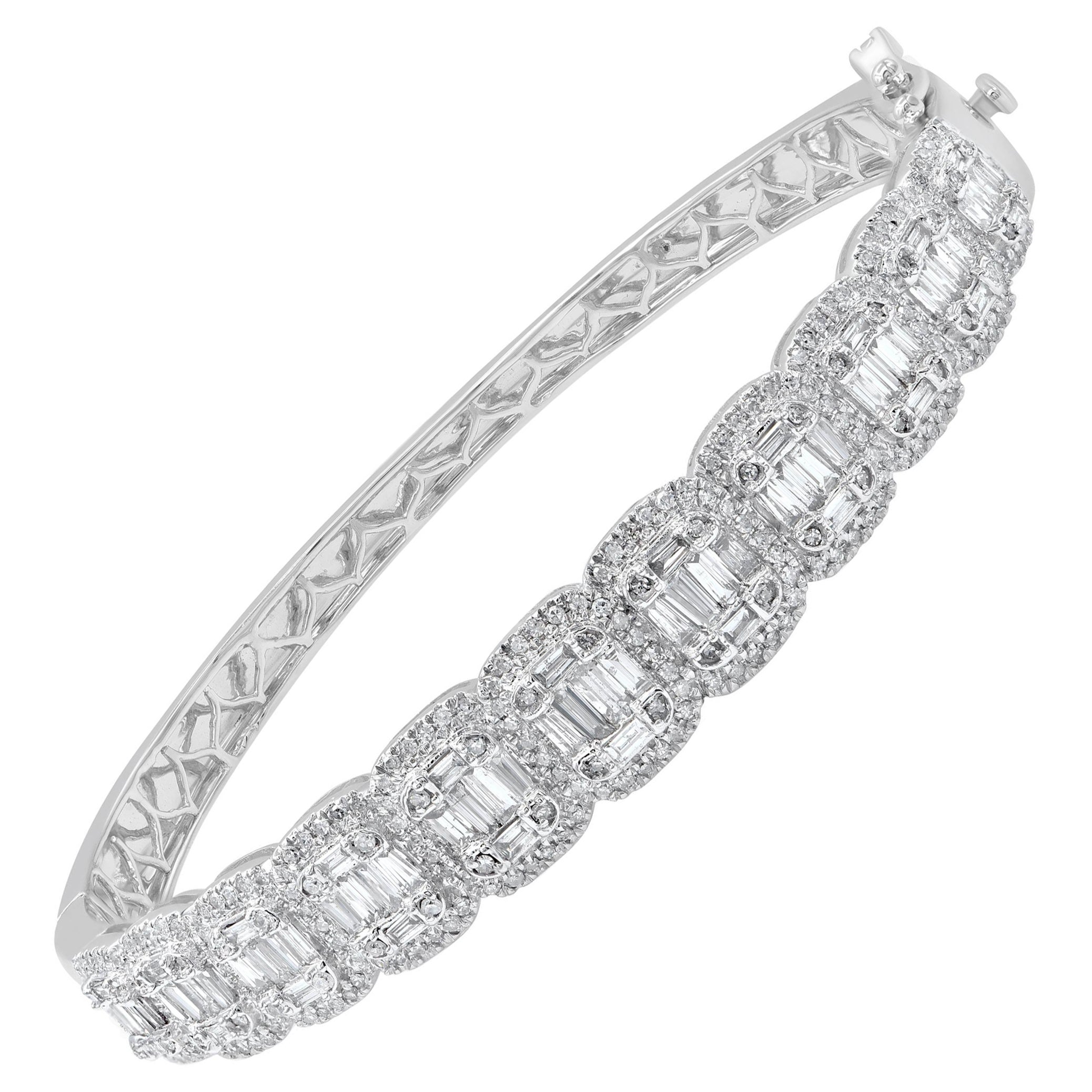 TJD 3.0 Carat Round and Baguette Diamond 14 K White Gold Cushion Shape Bangle