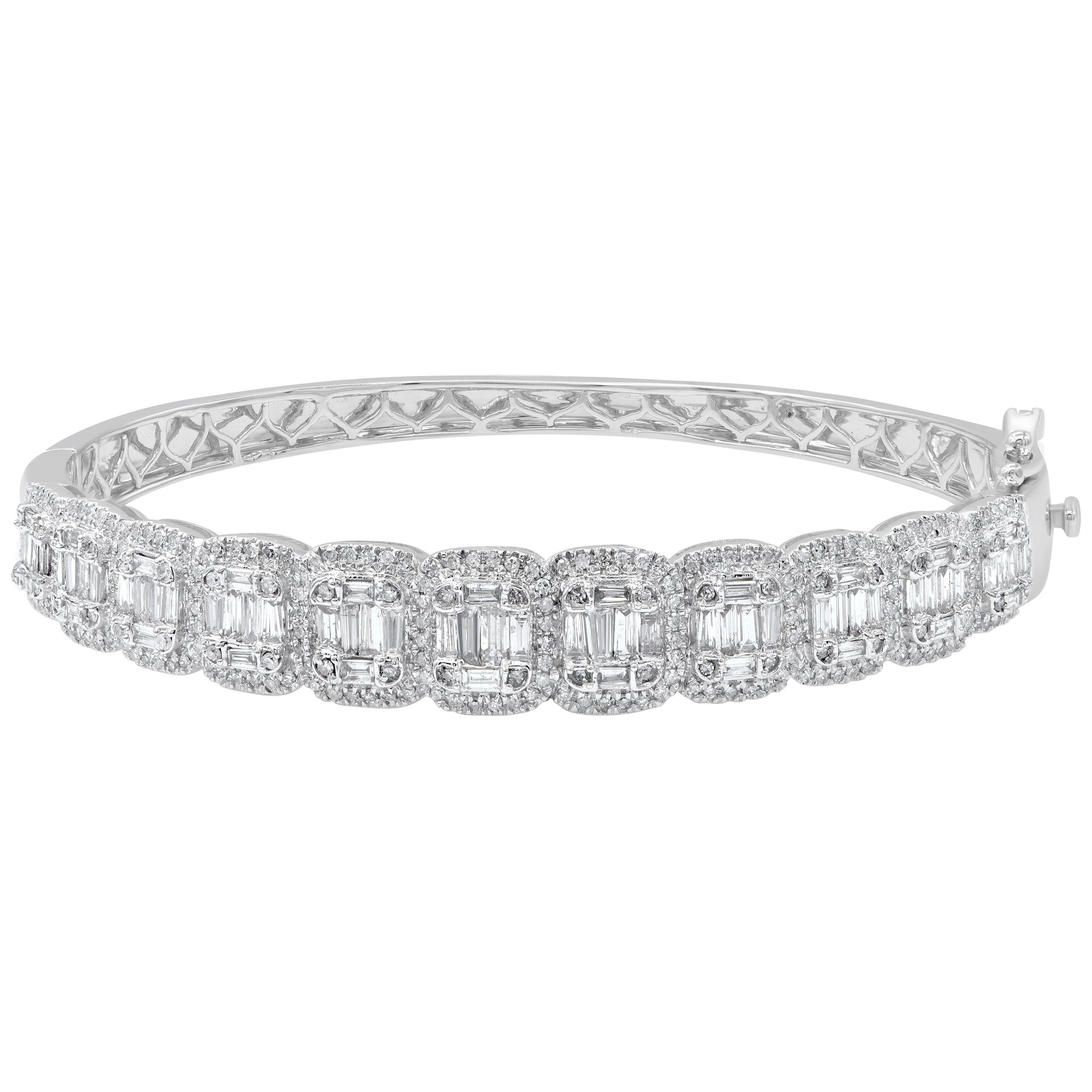 TJD Bracelet de forme coussin en or blanc 14 K, diamants ronds et baguettes de 3,0 carats