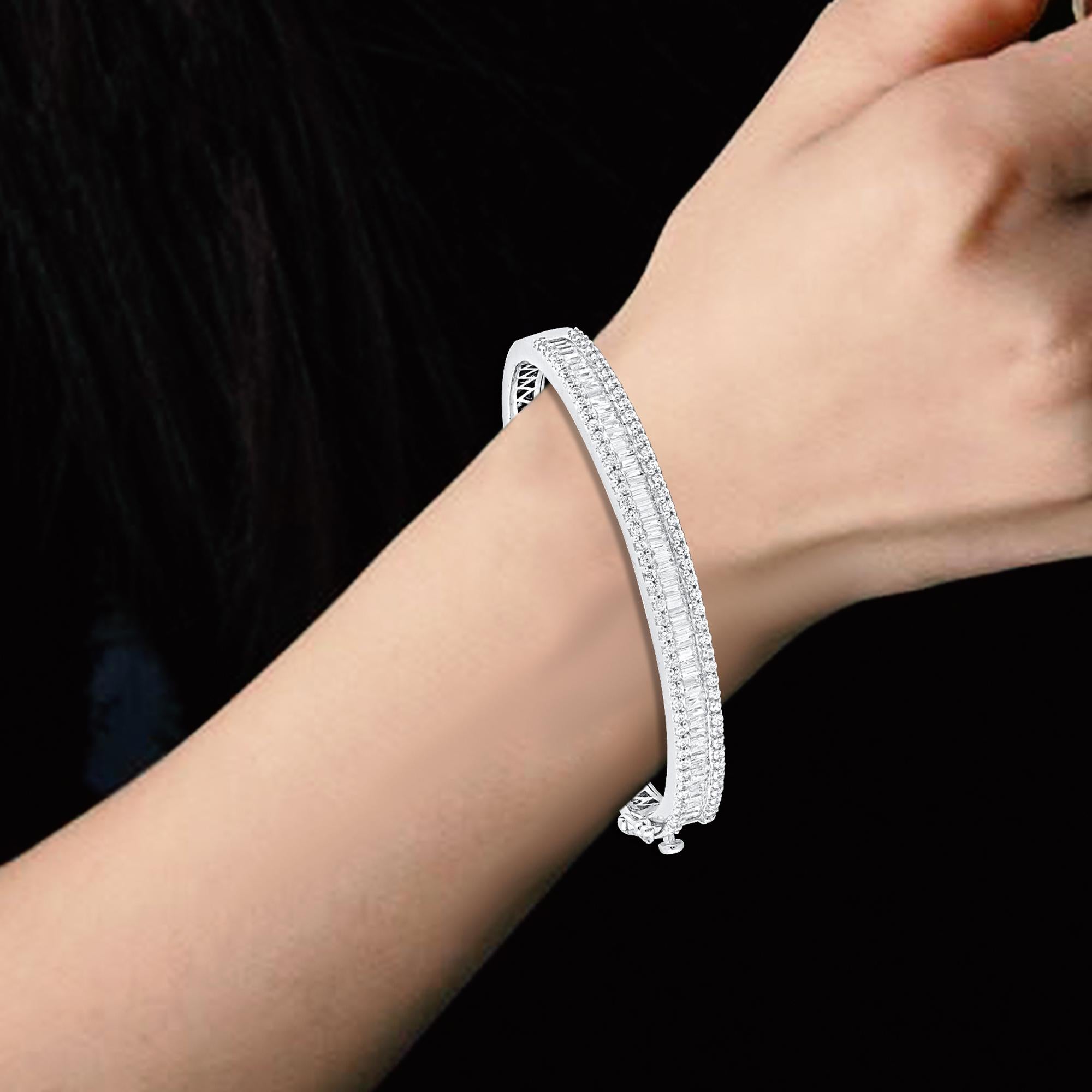 Round Cut TJD 3.0 Carat Round and Baguette Diamond 18K White Gold Designer Diamond Bangle For Sale