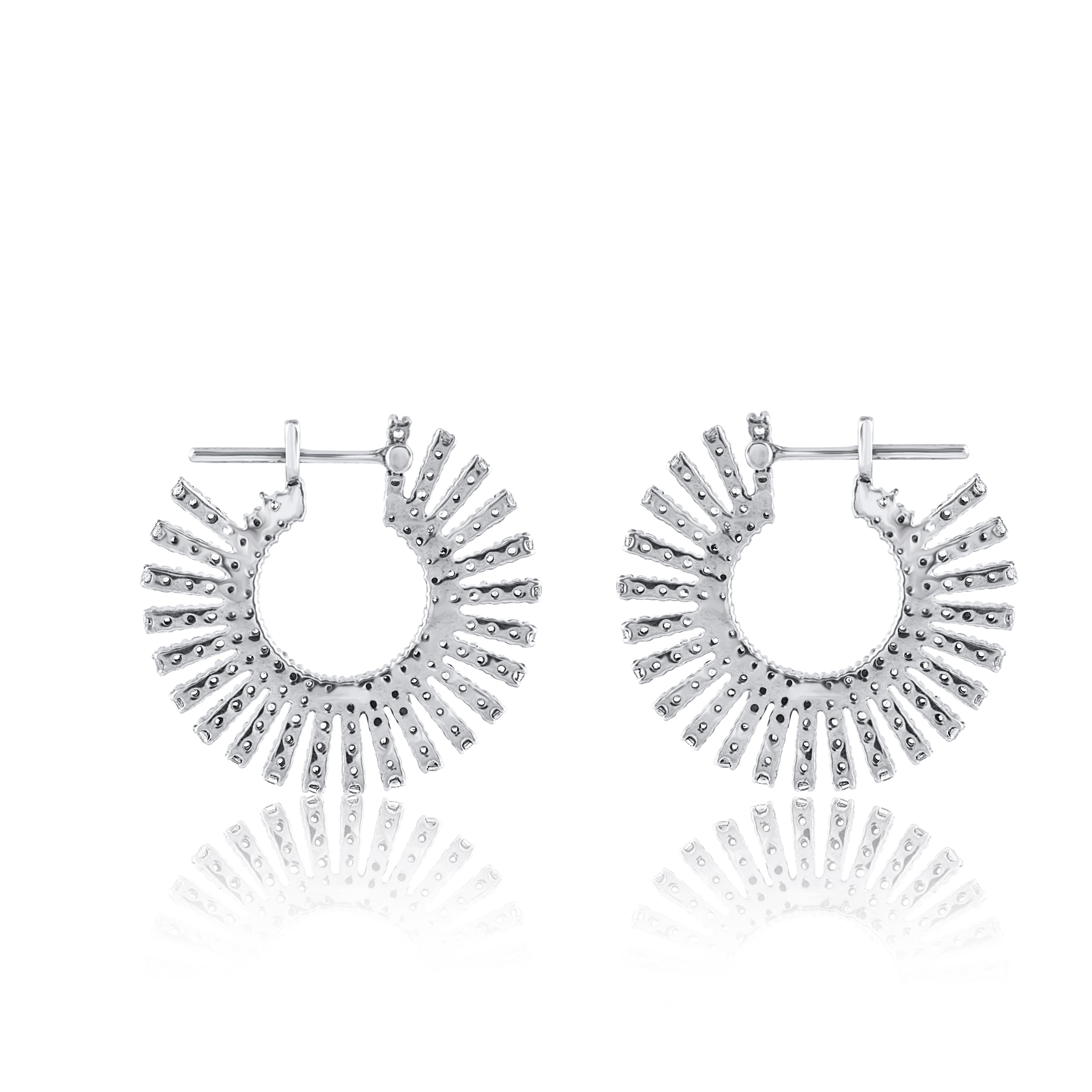 TJD 3.0 Carat Round Diamond 14 Karat White Gold Designer Sunburst Stud Earrings In New Condition For Sale In New York, NY