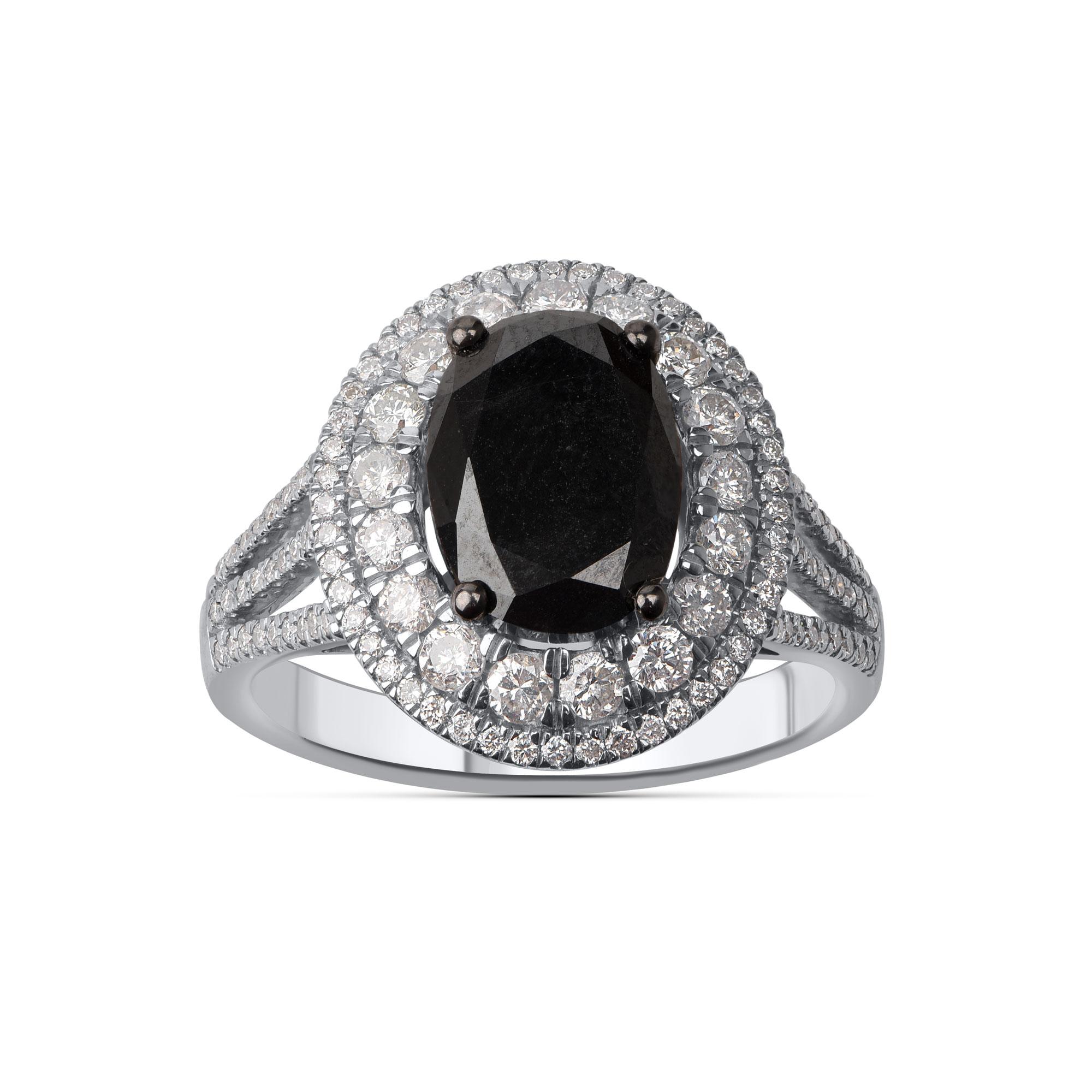 Elegantly designed by our skillful artisans in 14 KT white gold and studded with 119 brilliant and 1 black diamond in prong setting. Diamonds are graded  HI color, I2 clarity. An updated take on a classic, this sparkling diamond engagement ring is