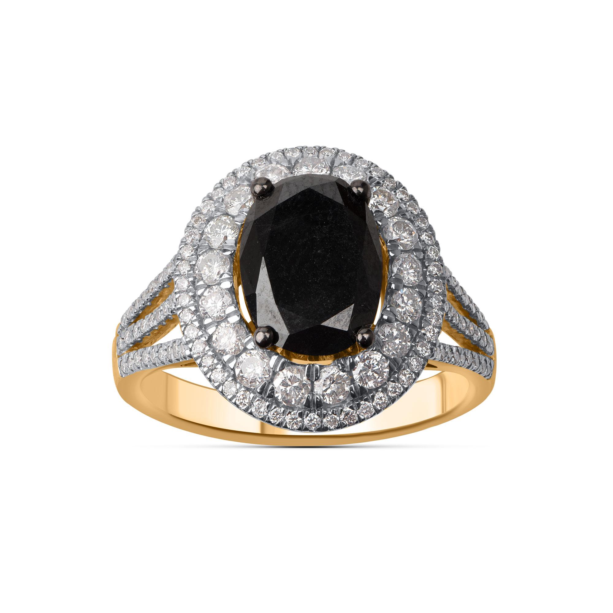 Elegantly designed by our skillful artisans in 14 KT yellow gold and studded with 119 brilliant and 1 black diamond in prong setting. Diamonds are graded  HI color, I2 clarity. An updated take on a classic, this sparkling diamond engagement ring is