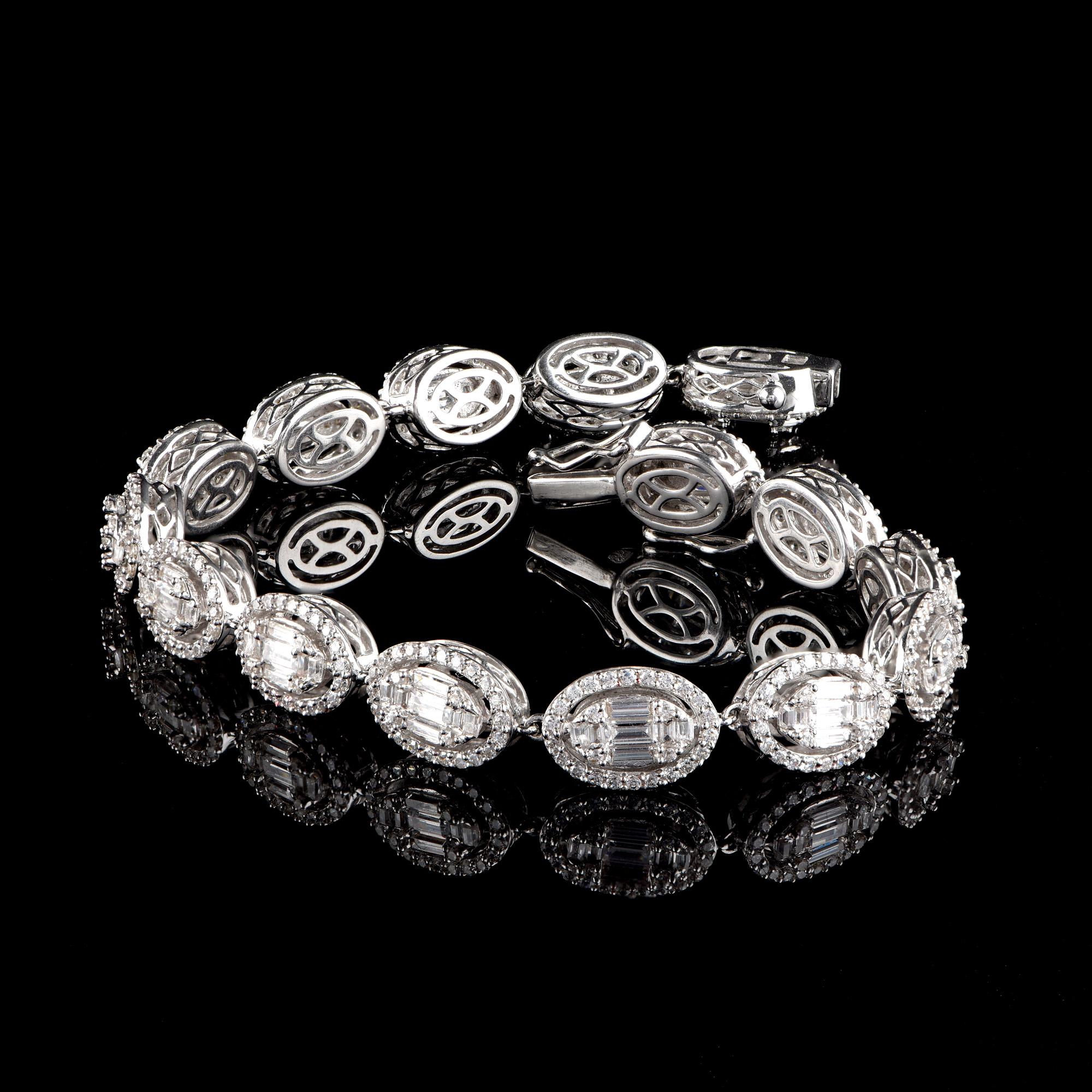 Contemporary TJD 4 Carat Round and Baguette Cut Diamond 18KT White Gold Oval Shape Bracelet For Sale