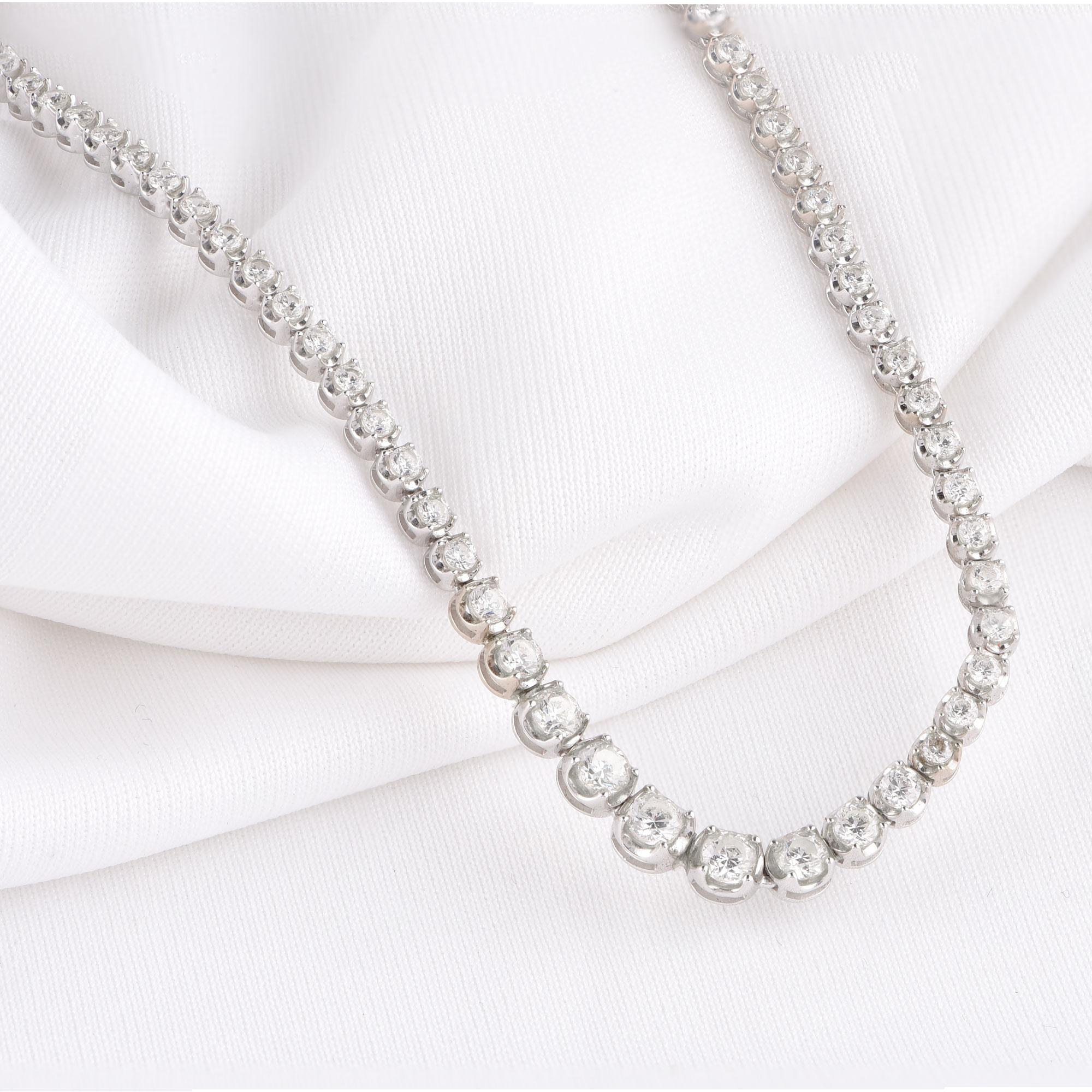 Women's or Men's TJD 4.0 Carat Graduated Diamond 14 Karat White Gold Sparkling Tennis Necklace For Sale