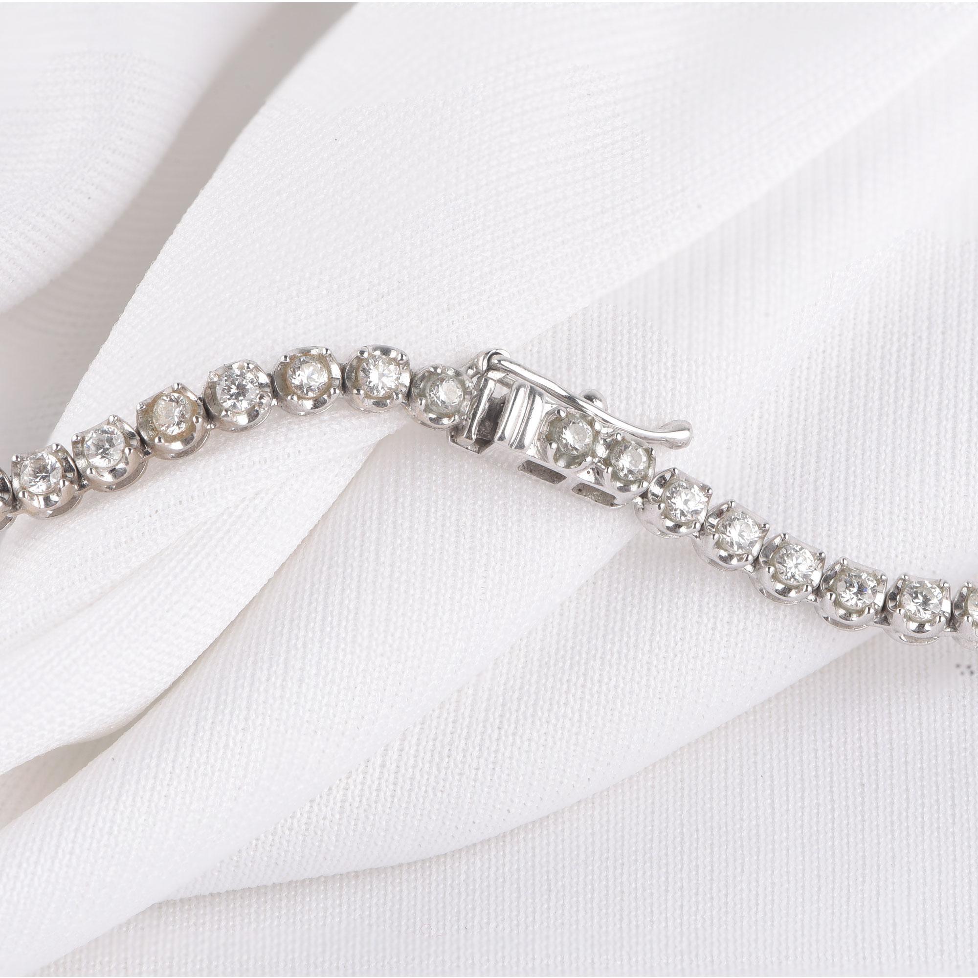 TJD 4.0 Carat Graduated Diamond 14 Karat White Gold Sparkling Tennis Necklace For Sale 2