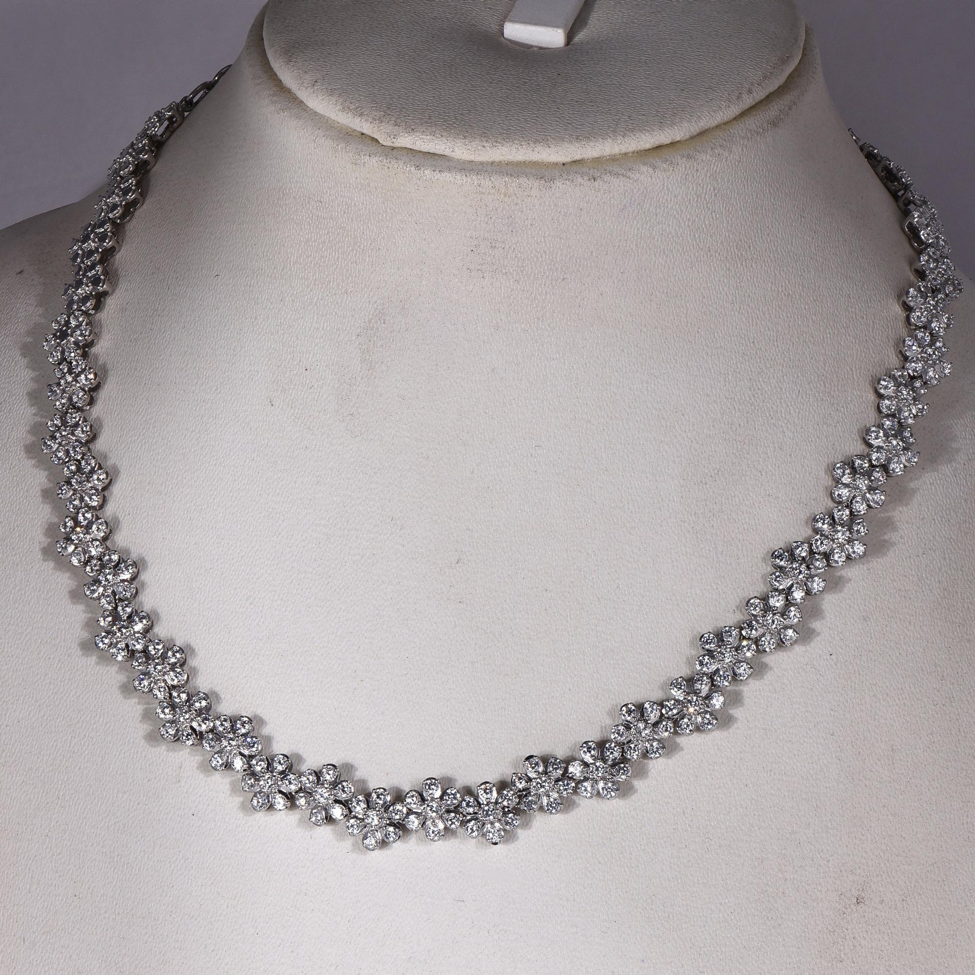 Taille ronde TJD Collier de mode en or blanc 18 carats à diamants de 5,0 carats à taille ronde et brillante en vente