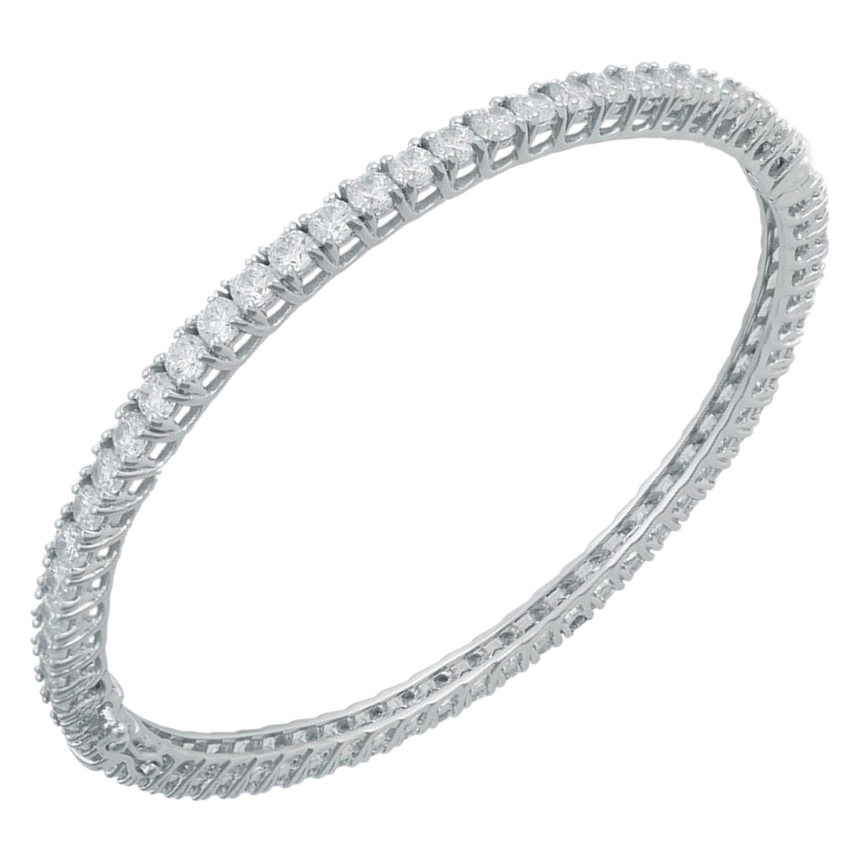 TJD 7.75 Carat Round Diamond 18K White Gold Classis Full Eternity Hinged Bangle For Sale