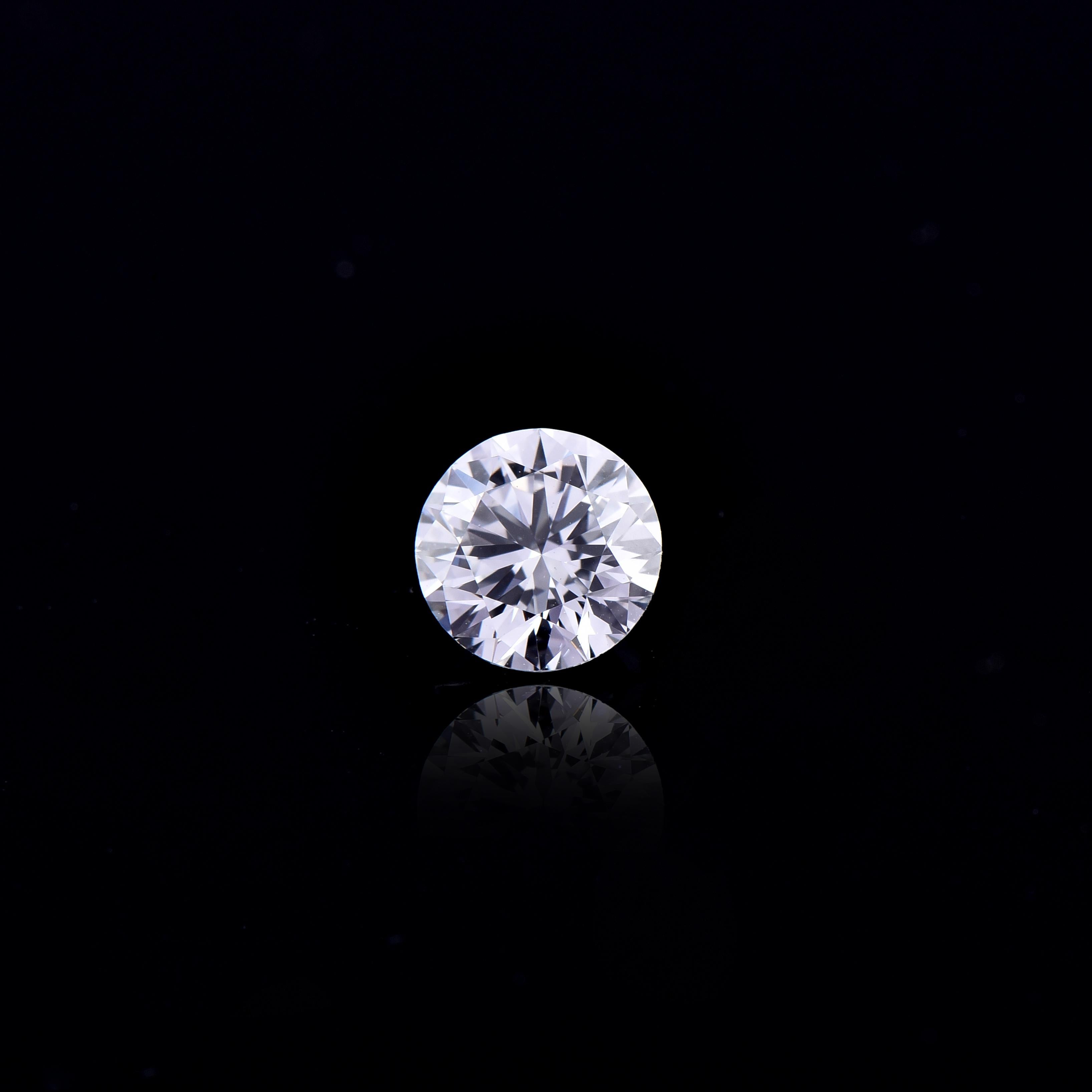 Weight: 0.55ct
Cut: Round Brilliant
Color: E
Clarity: VS1                                                               
Polish: EX
Symm: Ver Good                                                                                                       