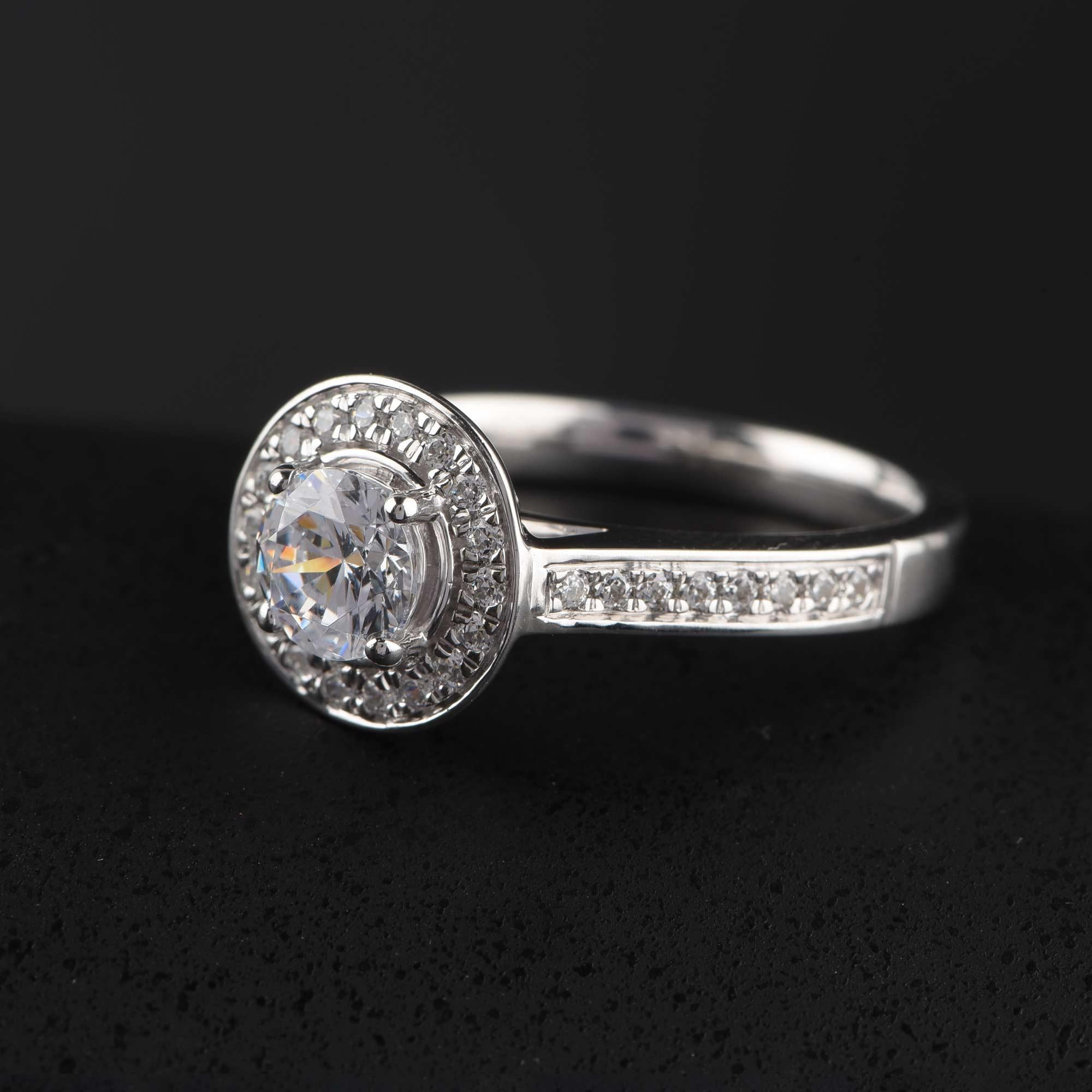 Modern TJD GIA Certified 1.00 Carat Diamond 18 Karat White Gold Halo Engagement Ring For Sale
