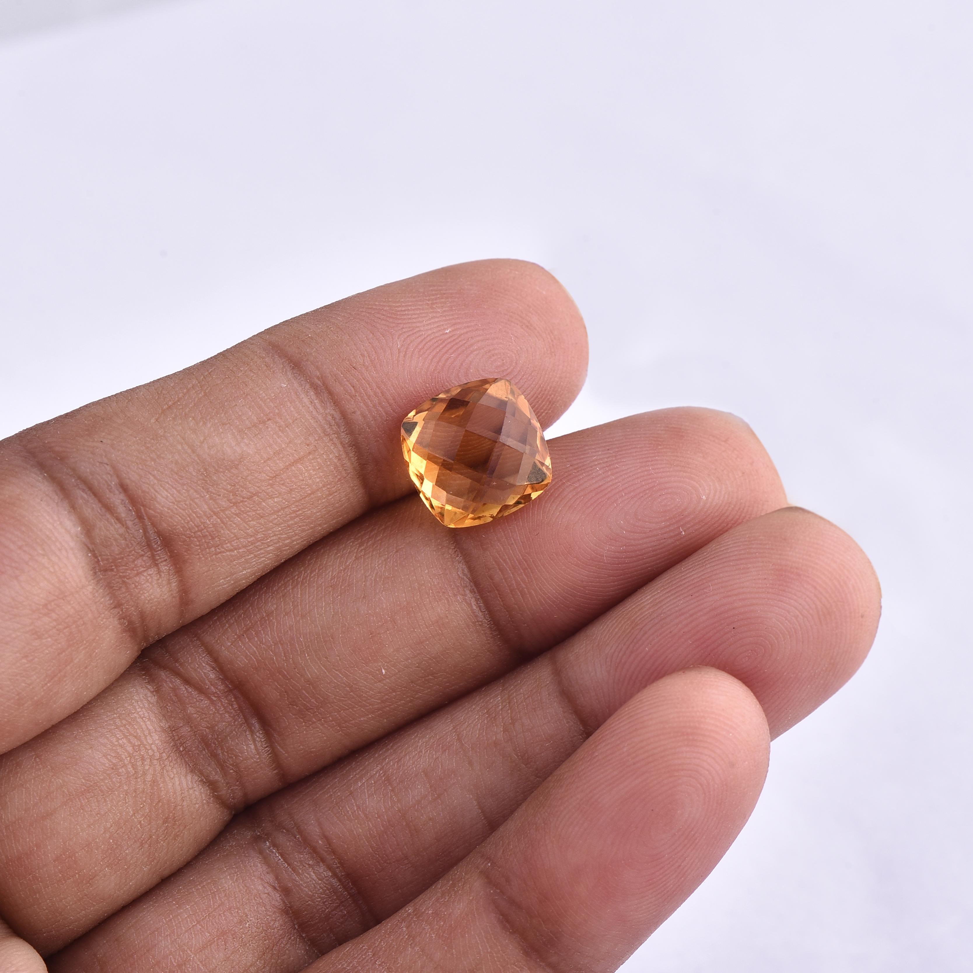 Women's or Men's TJD Loose 3.95 Ct Cushion Cut Yellow Natural Citrine Gemstone for Ring & Pendant For Sale