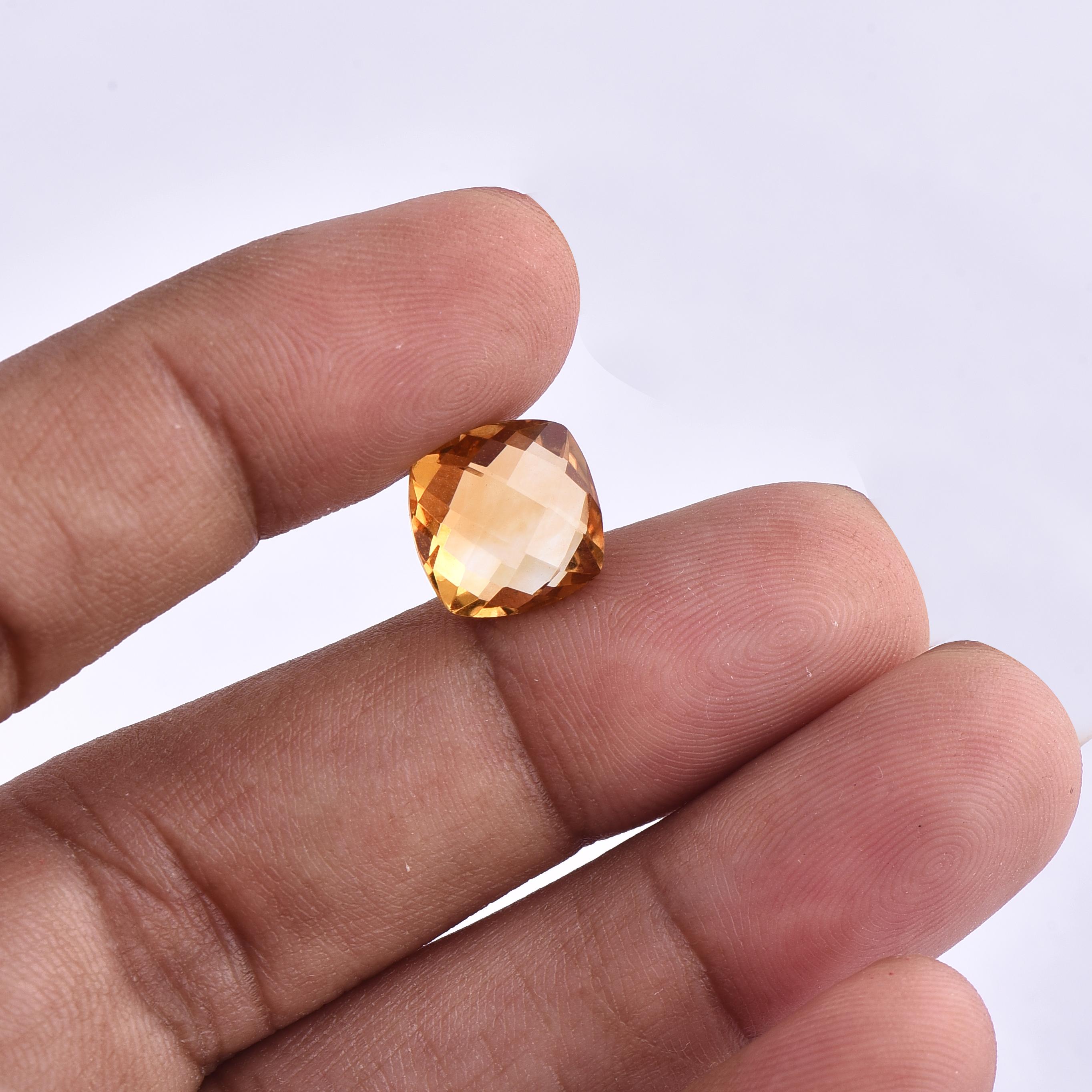 TJD Loose 3.95 Ct Cushion Cut Yellow Natural Citrine Gemstone for Ring & Pendant For Sale 1