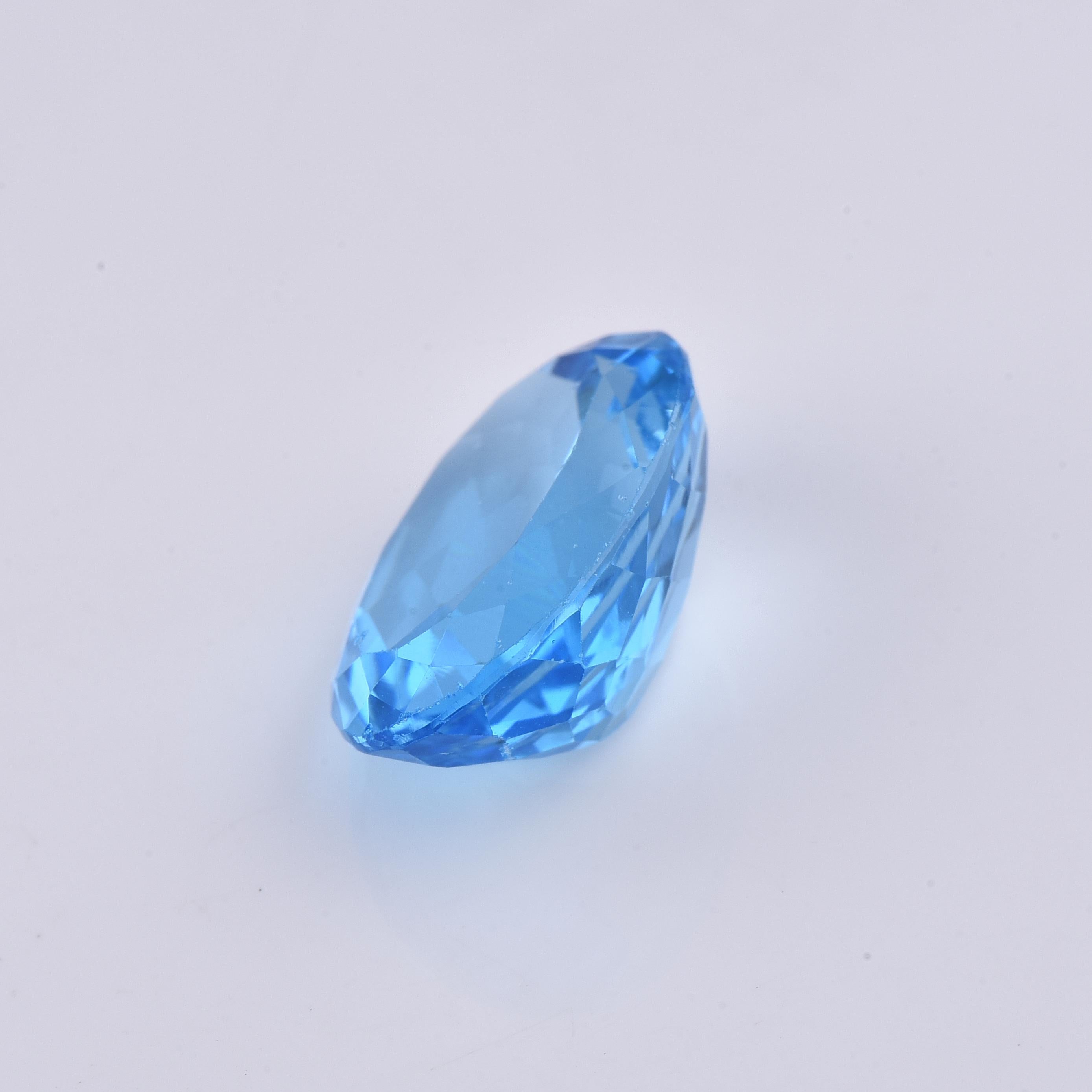 Modern TJD Loose Natural Swiss Blue Topaz 11.59ct Oval Shape Gemstone for Any Jewellery For Sale