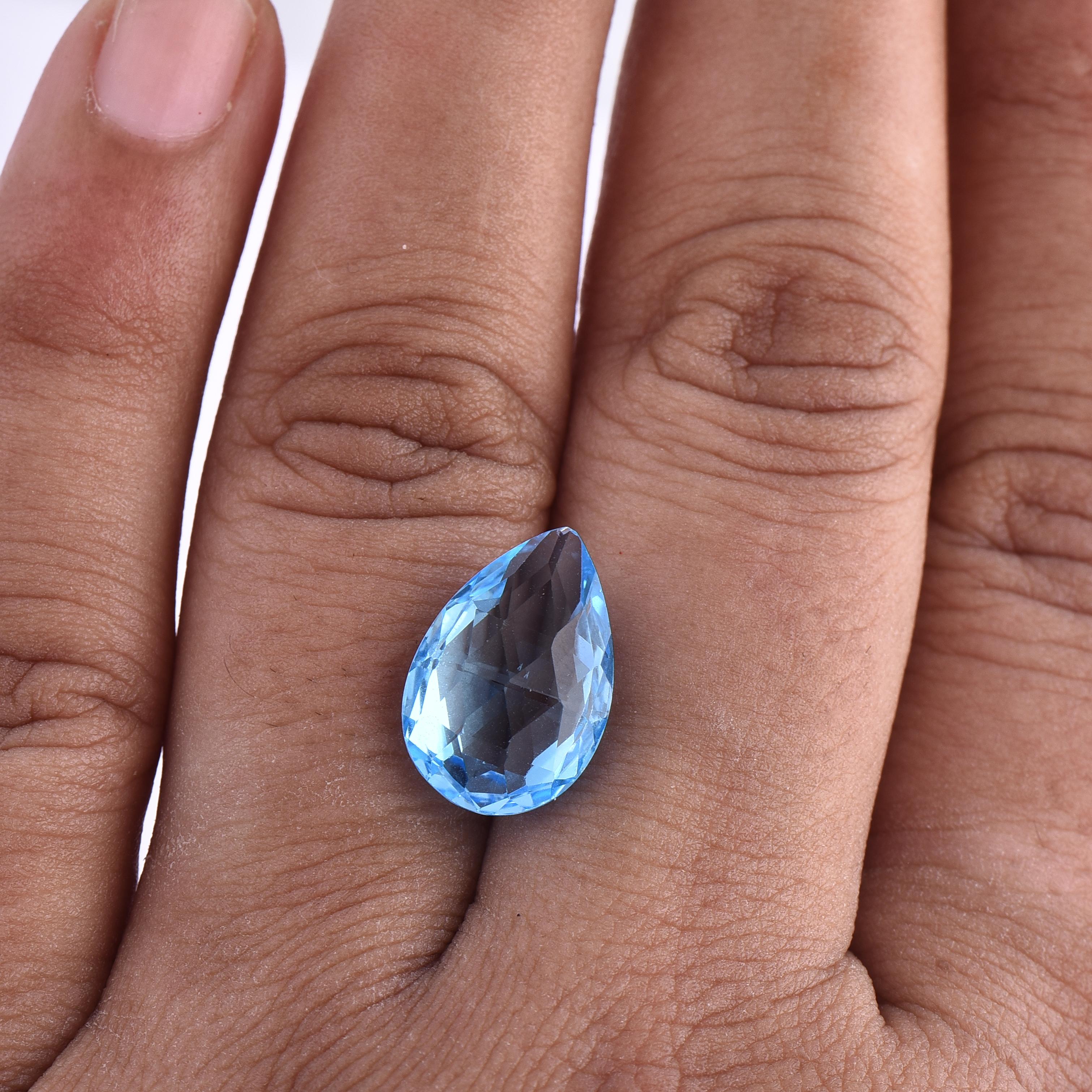Pear Cut TJD Loose Natural Swiss Blue Topaz 5.15 Cts Pear Shape Gemstone for Ring/Pendant For Sale