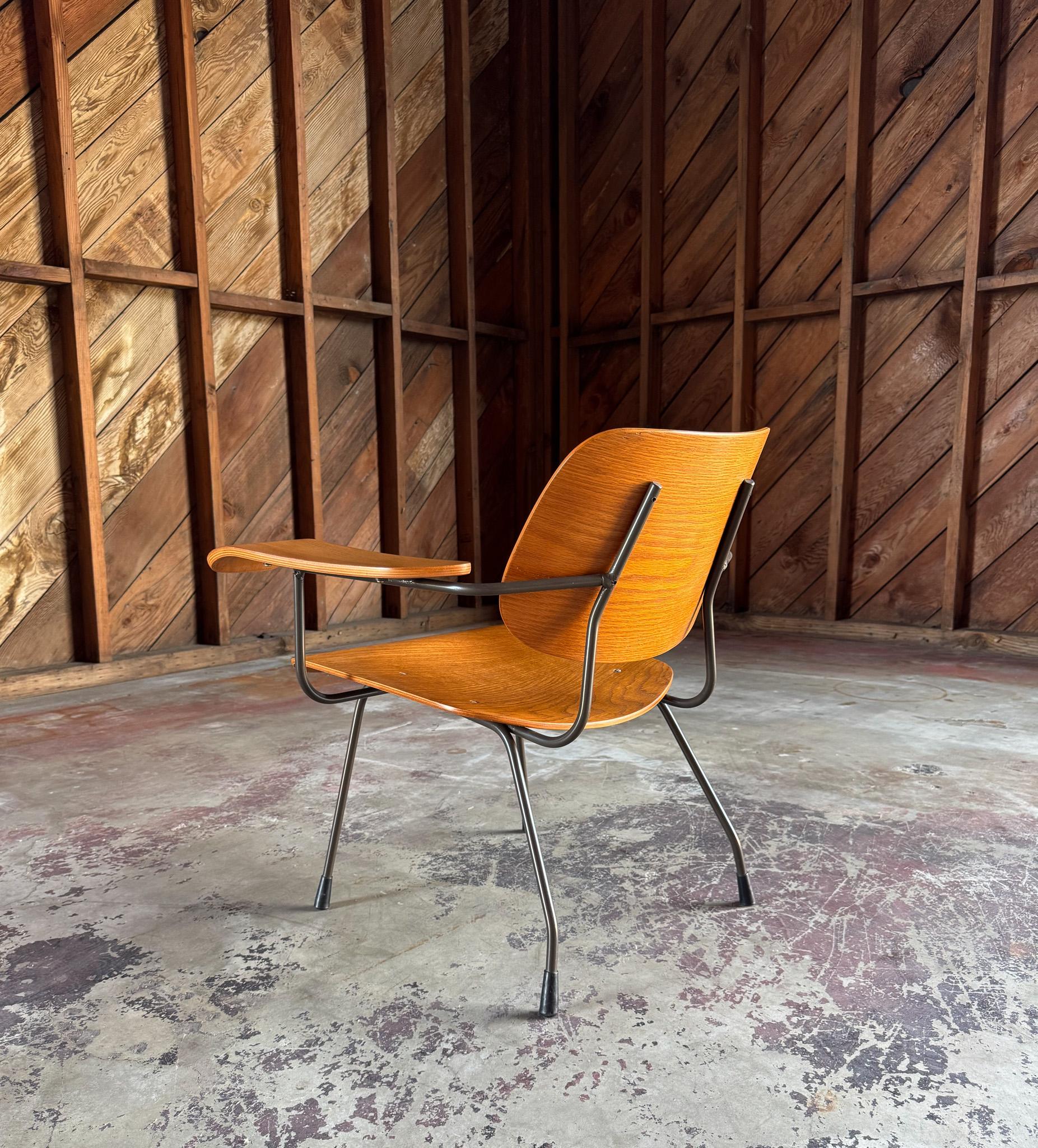 Mid-Century Modern Tjerk Reijenga 8000 Bent Plywood Lounge Chair for Pilastro, Netherlands c.1962
