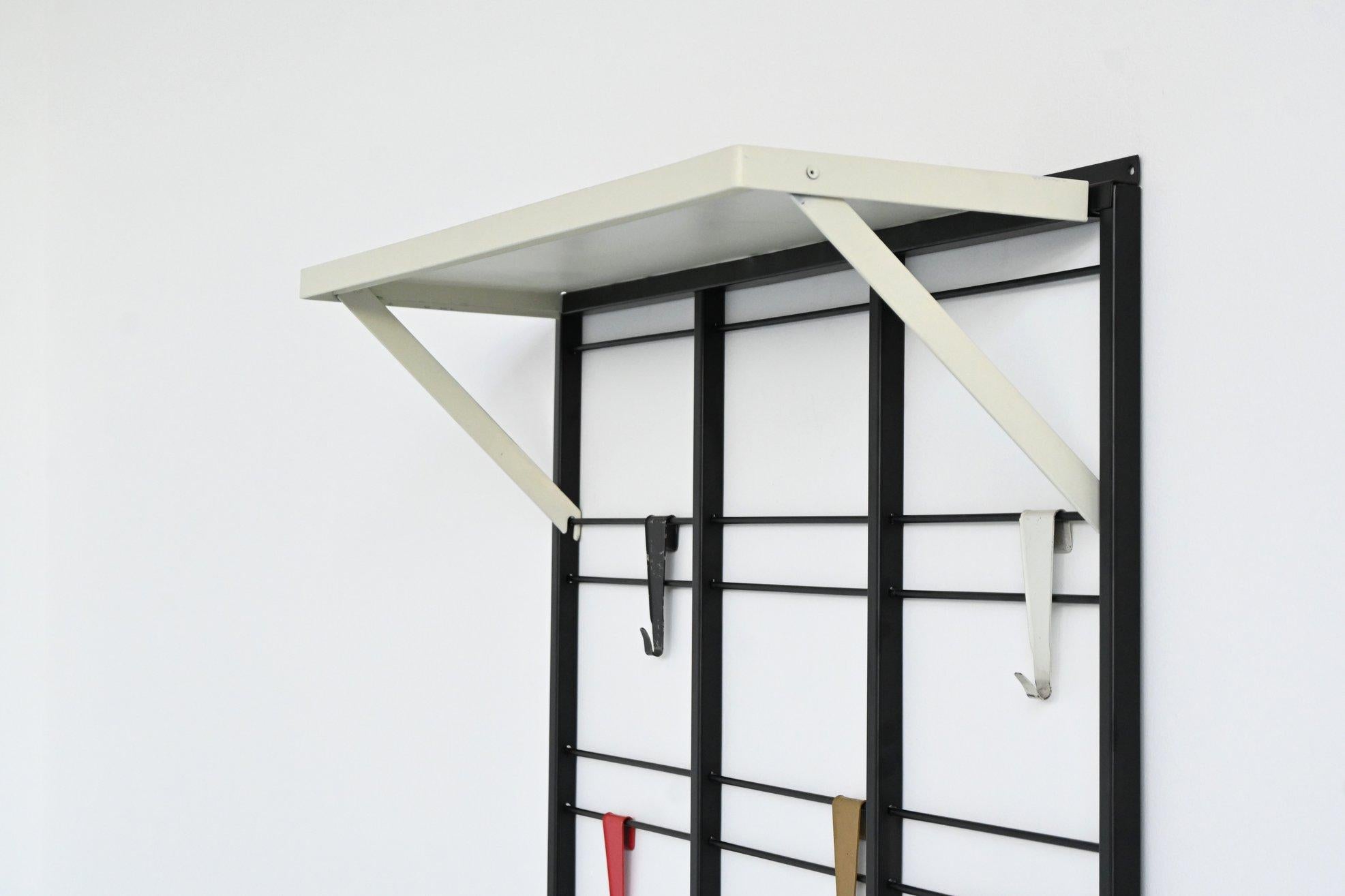 Tjerk Reijenga Servo Muto coat rack Pilastro The Netherlands 1960 For Sale 6