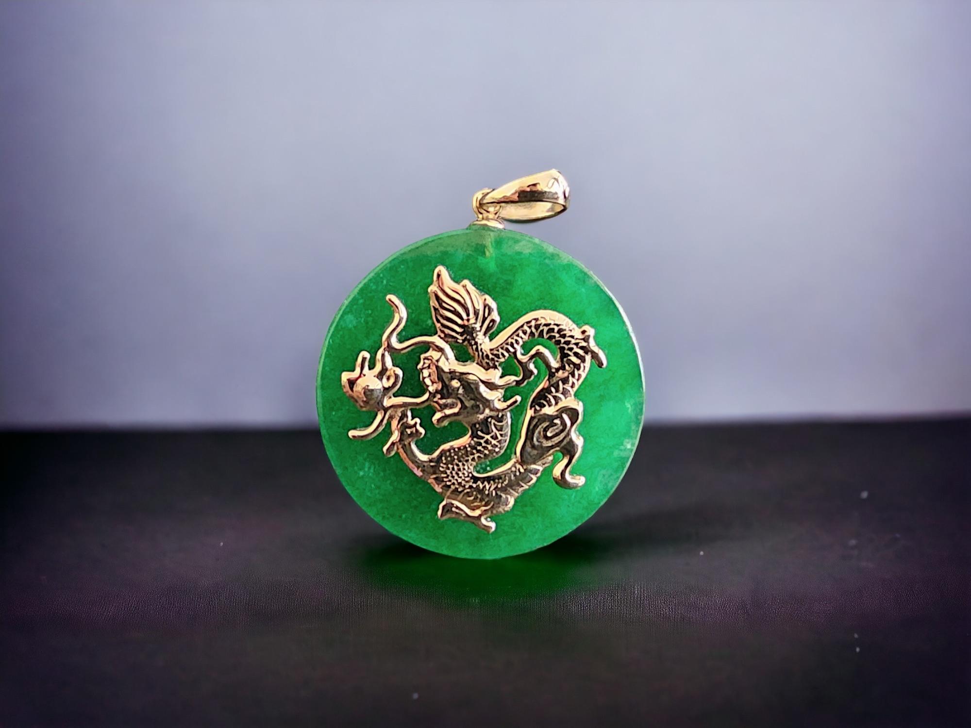Women's or Men's TKO Green Jade Dragon Pendant (with 14K Yellow Gold) 25mm Disc For Sale