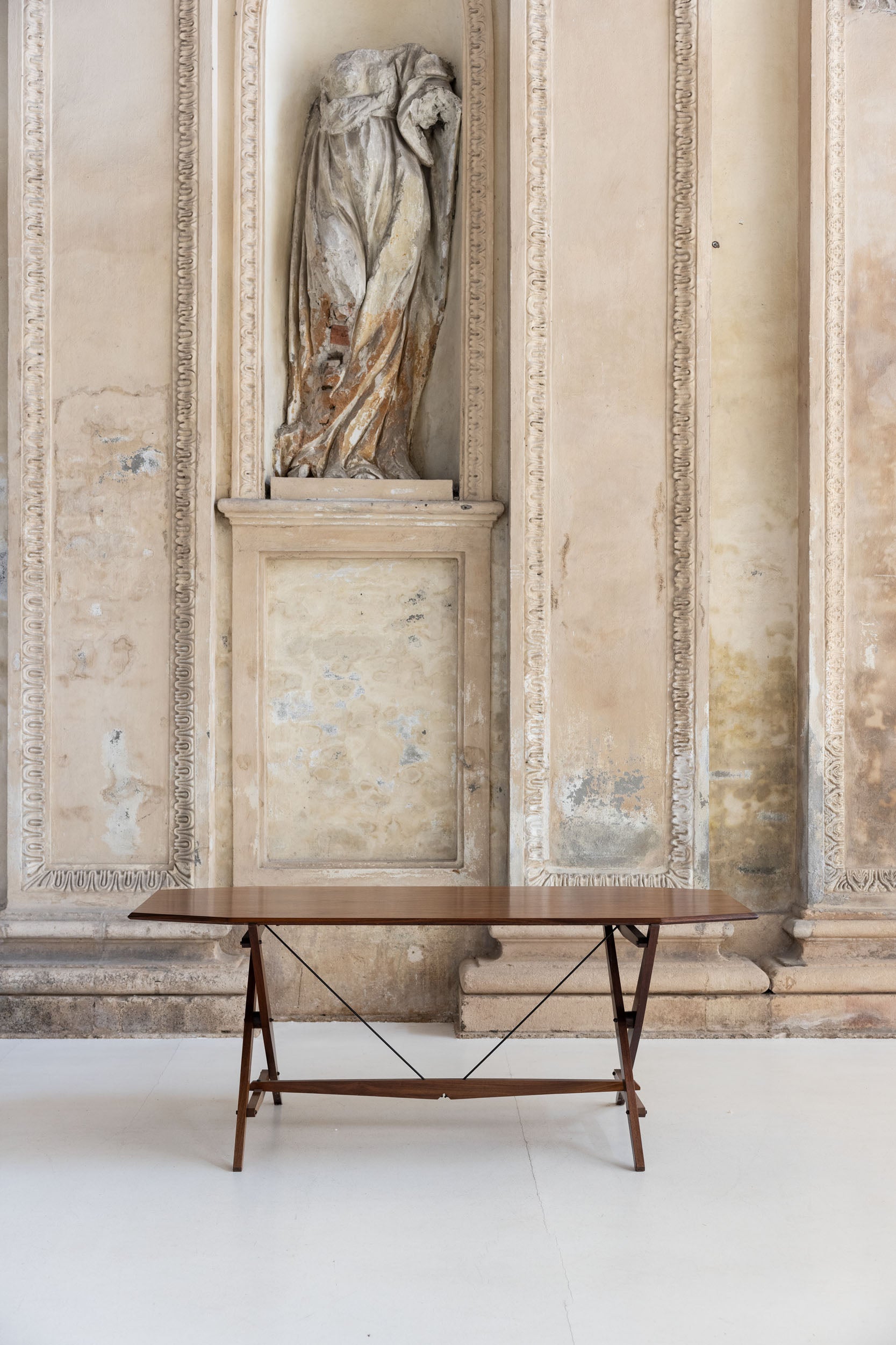 TL 22 Mesa Cavalletto diseñada por Franco Albini para Poggi Pavia, Italia 1955