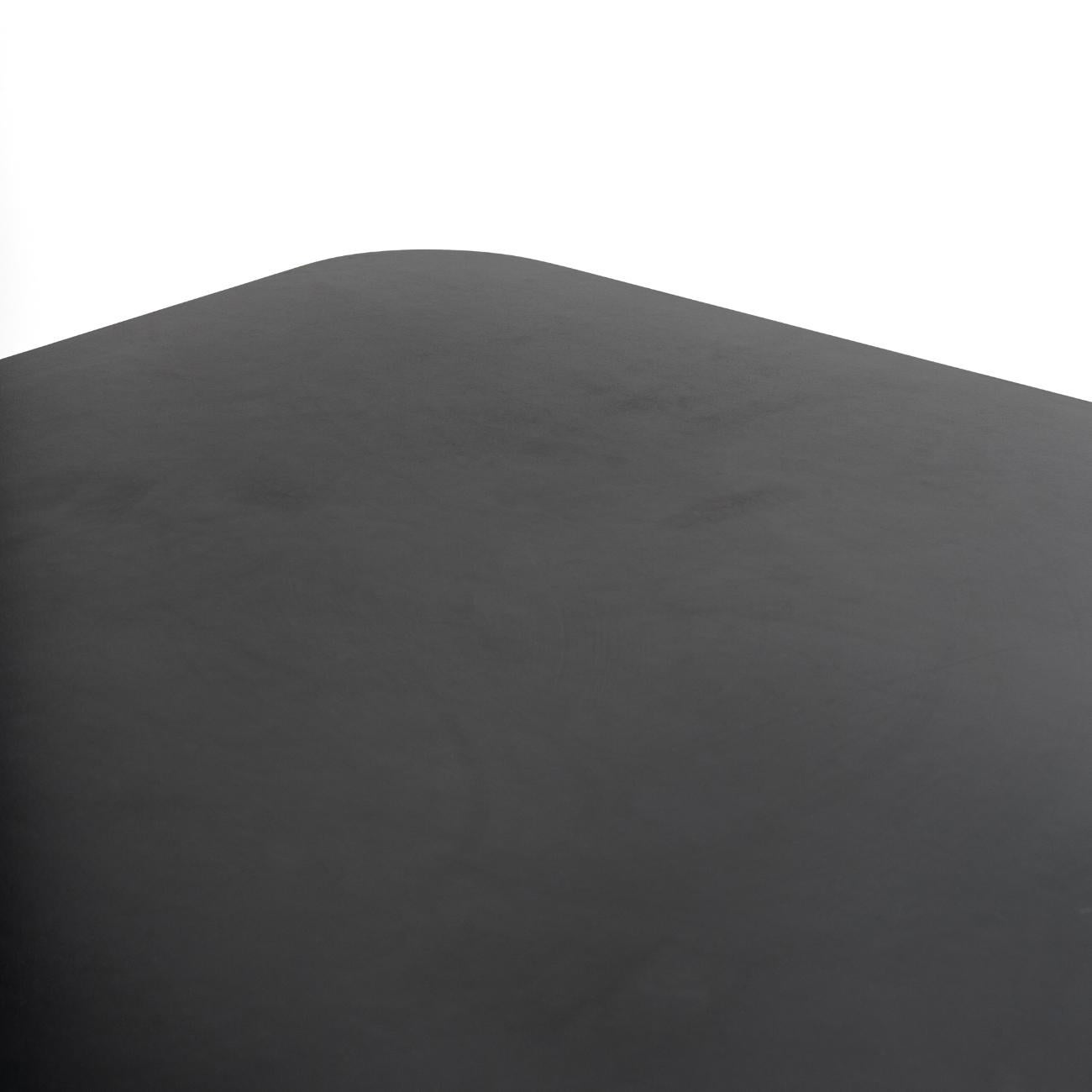 Table de salle à manger moderne, modèle TM40, conçue par Pierre Mazairac & Karel Boonzaaijer pour Pastoe, années 1980. Mince structure en acier émaillé noir, composée de tubes carrés, avec un plateau de table en bois carré fini en Formica noir.