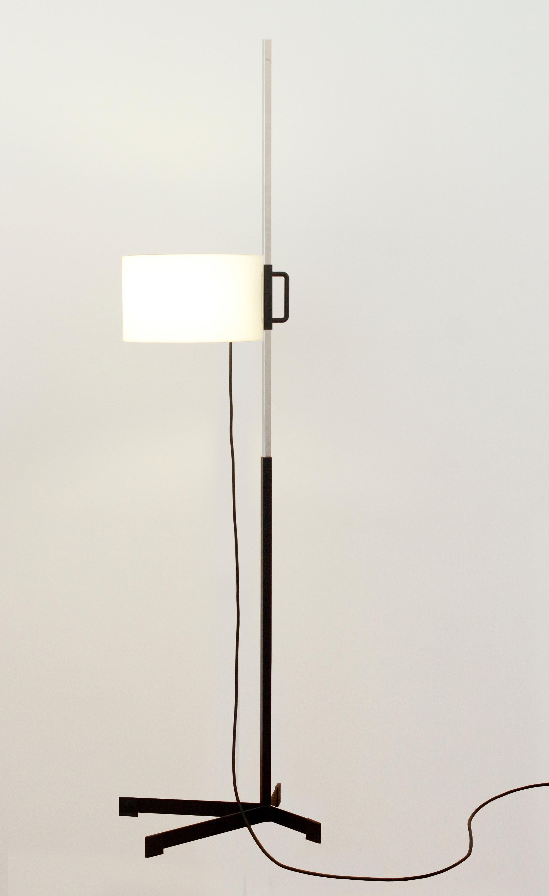 TMC Floor Lamp by Miguel Milá For Sale 3
