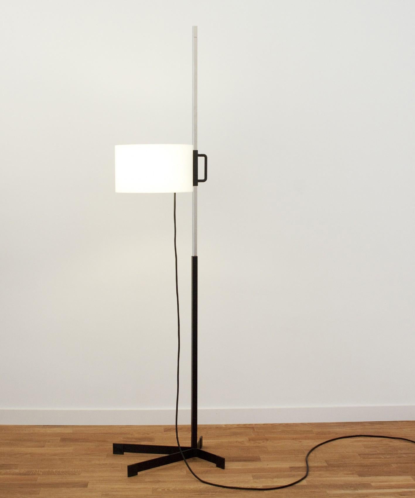 TMC Floor Lamp by Miguel Milá For Sale 2