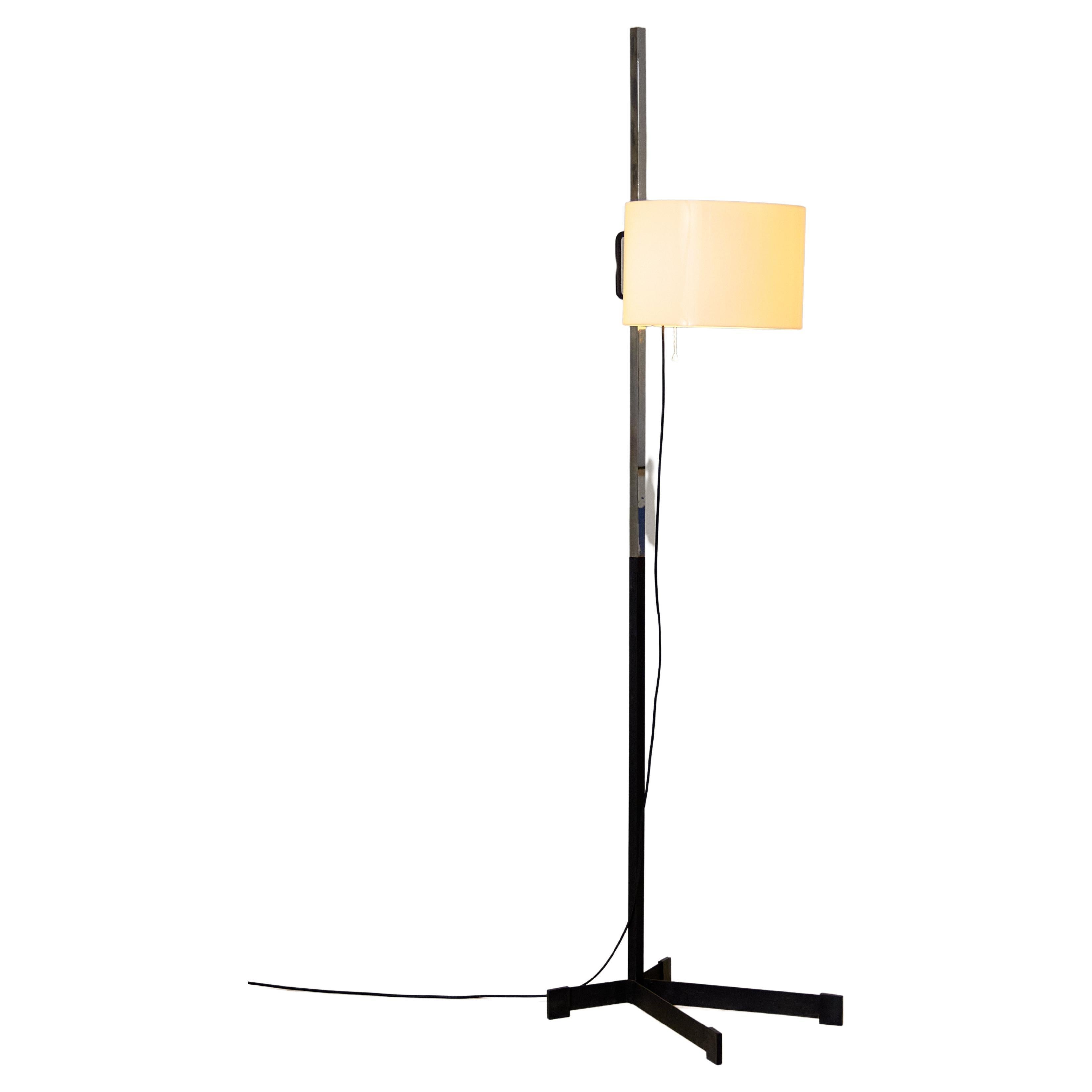 TMC Stehlampe