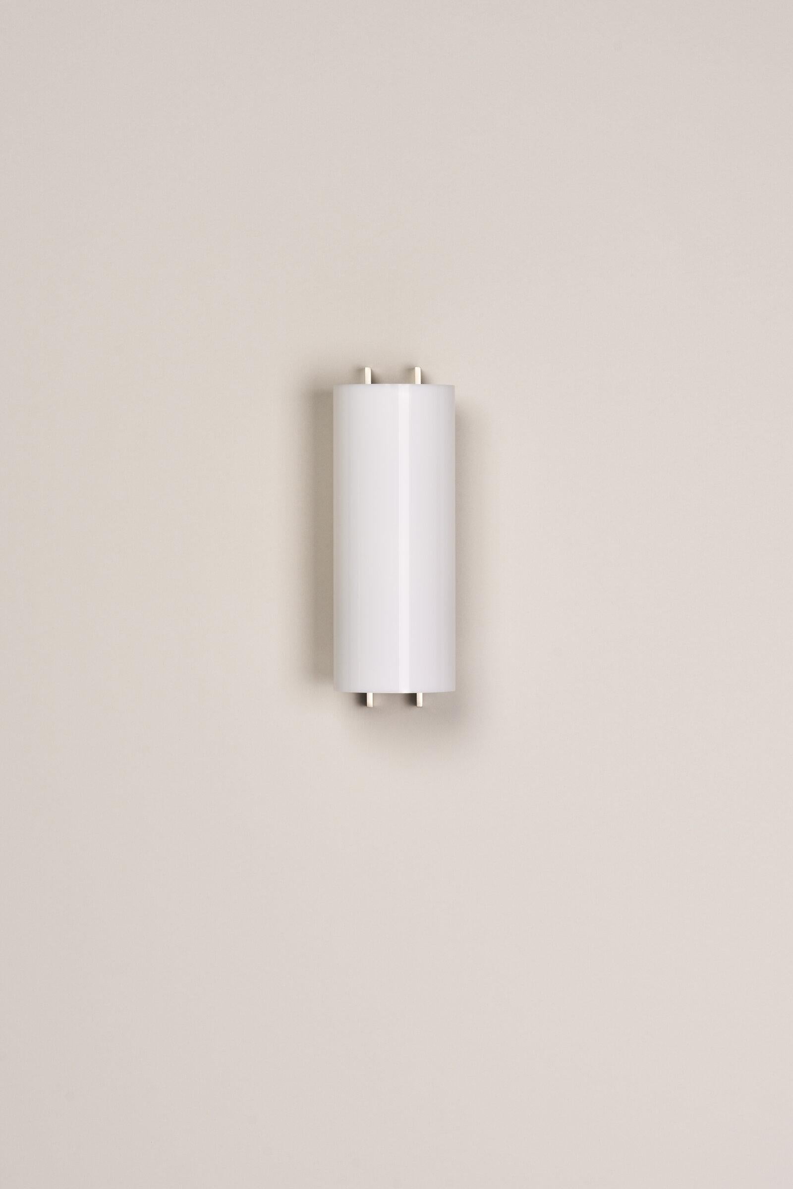 Spanish TMM Metálico Wall Lamp by Miguel Milá For Sale