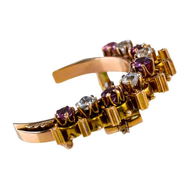 Femenino o masculino Alfiler de luna creciente Alice, construido a mano, con diamantes, circa años 20 en venta