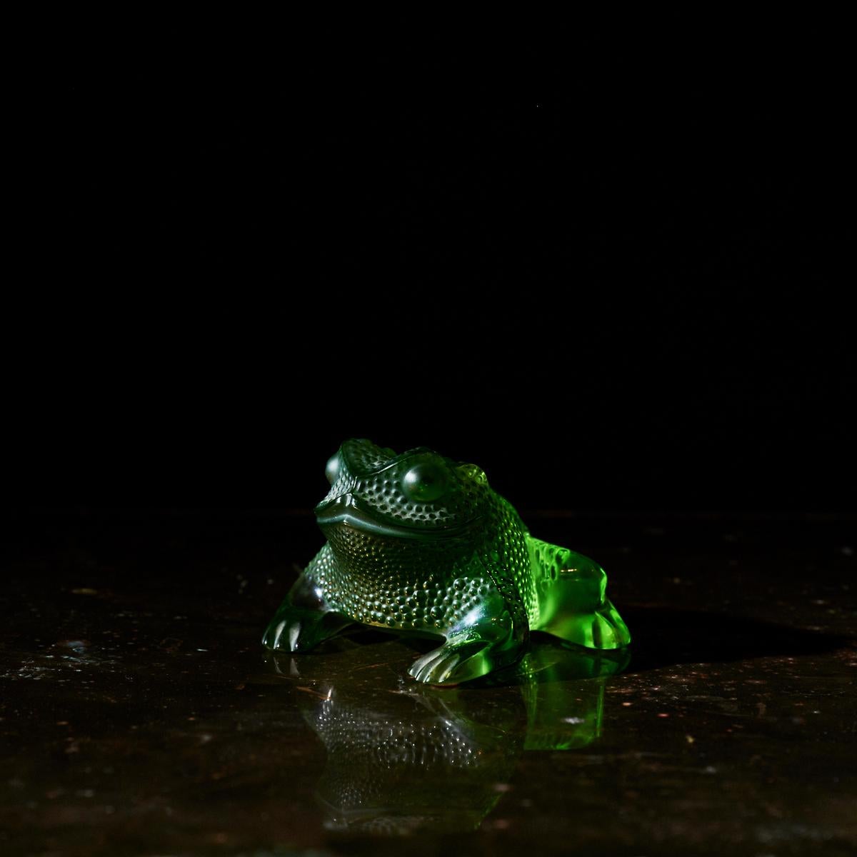 lalique frog green